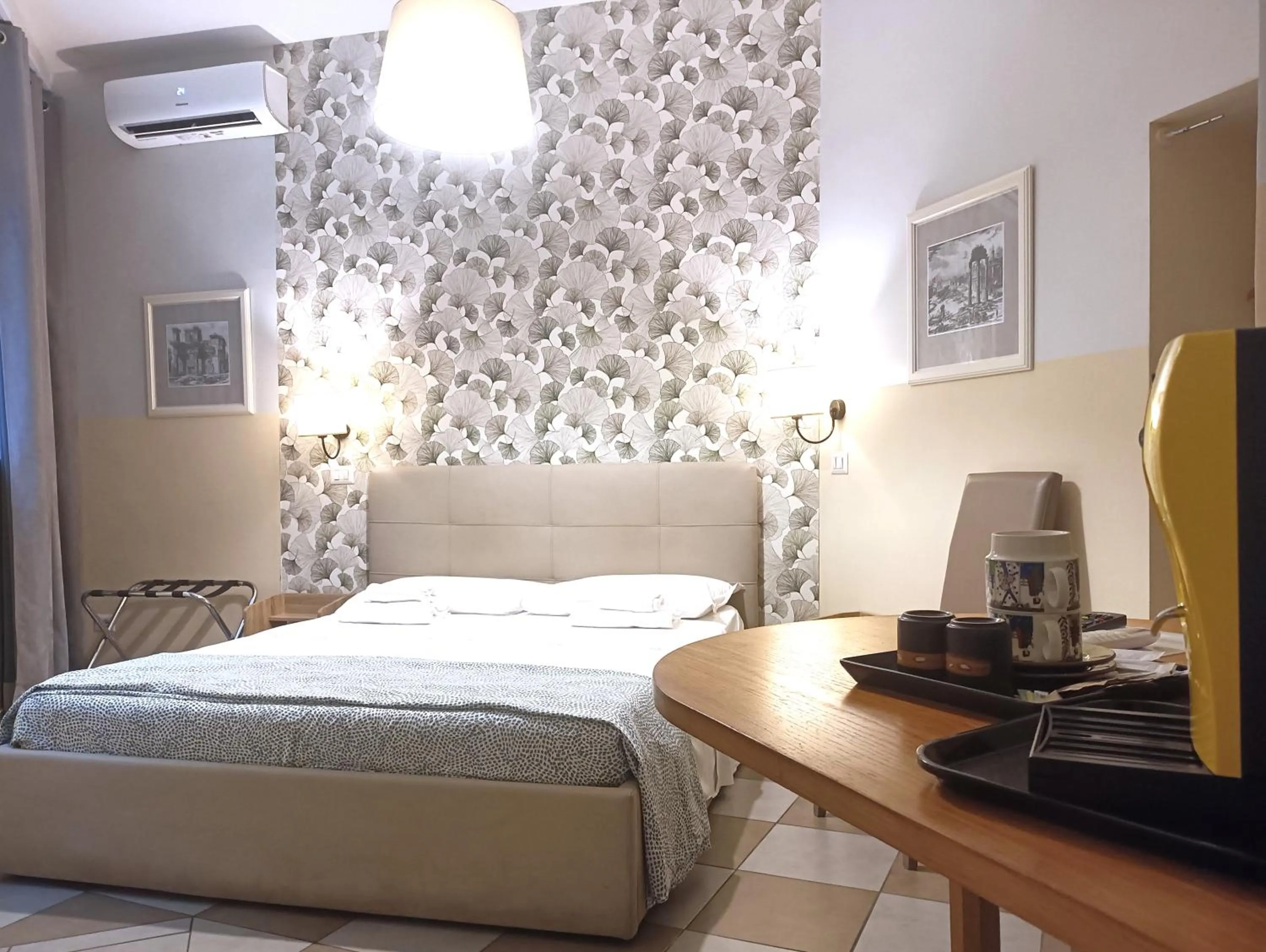 Bed in Sweet Dreams Roma