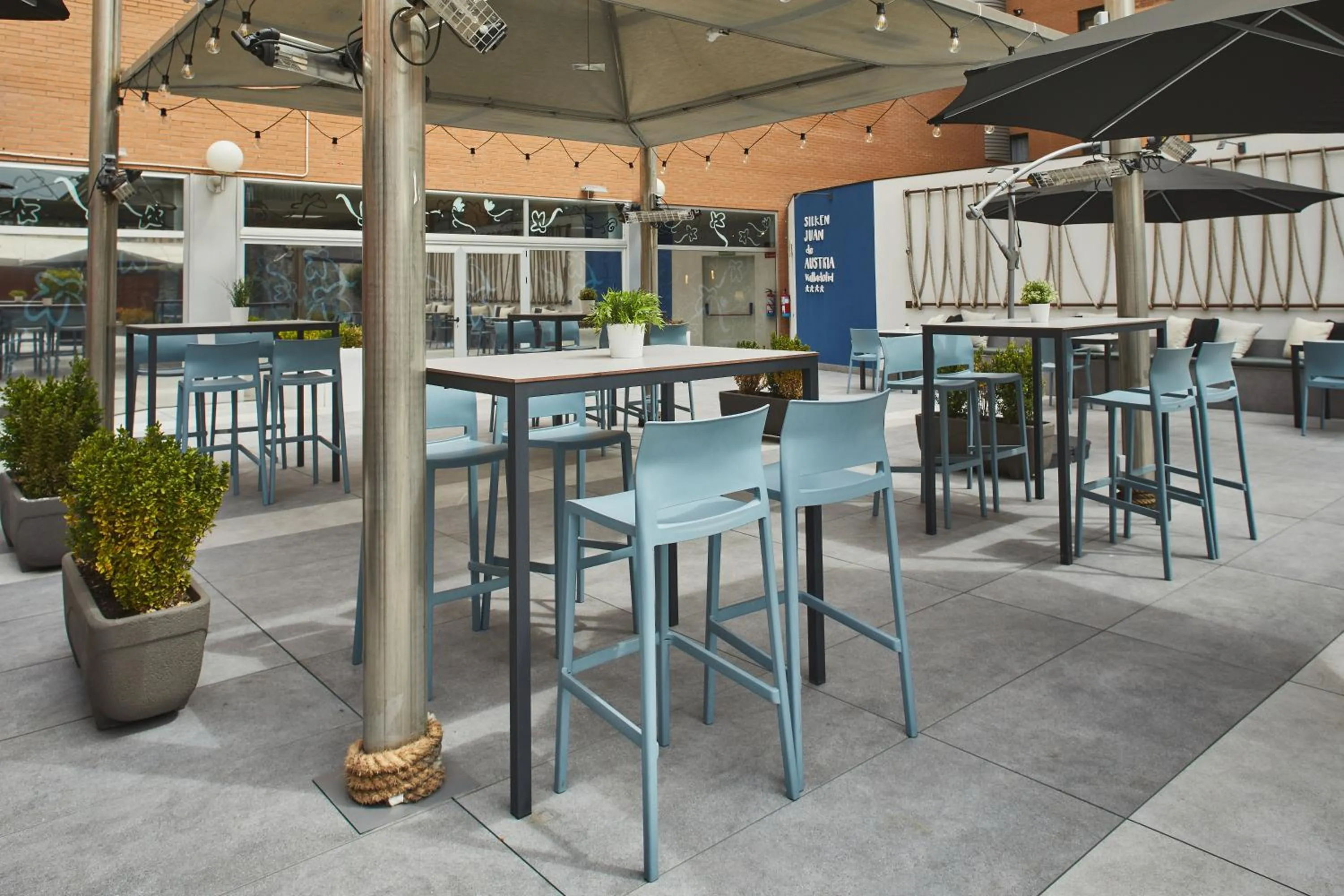 Patio in Silken Juan de Austria