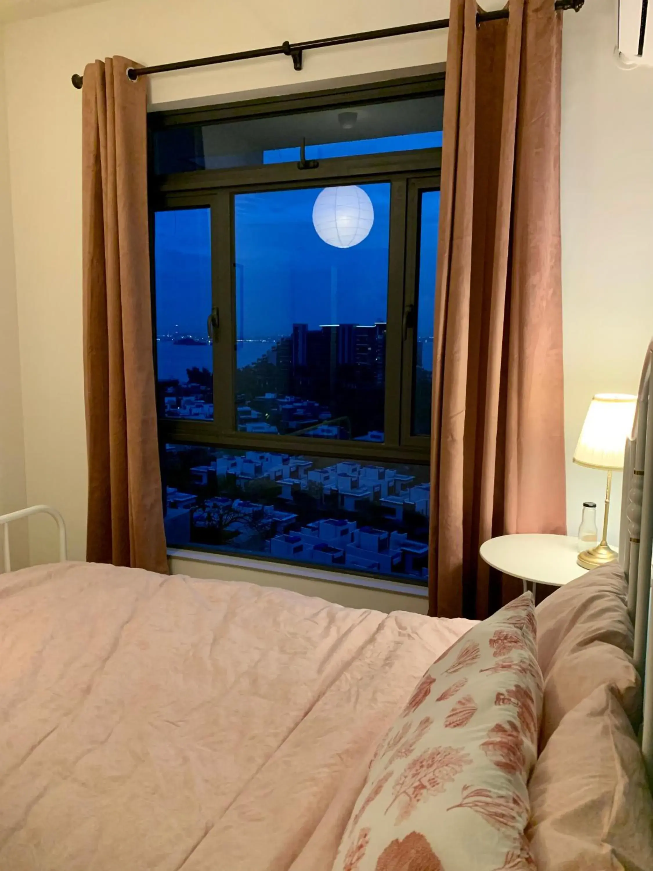 Bedroom, Bed in Sea view 2 bedroom Fully furnished Apartment Forest City Starview Bay Johor Malaysia Bedroom, Bed in Sea view 2 bedroom Fully furnished Apartment Forest City Starview Bay Johor Malaysia