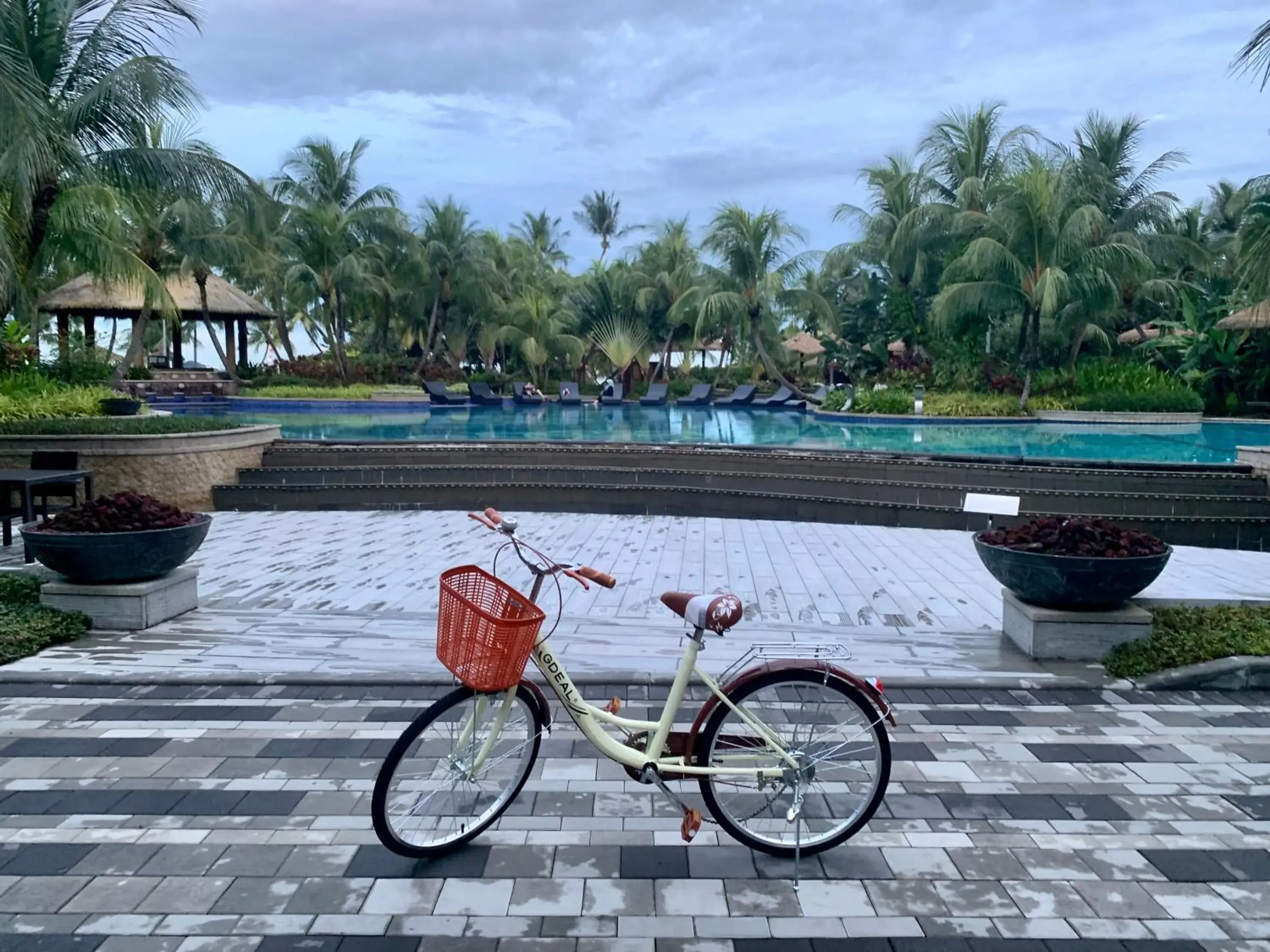 Cycling in Sea view 2 bedroom Fully furnished Apartment Forest City Starview Bay Johor Malaysia Cycling in Sea view 2 bedroom Fully furnished Apartment Forest City Starview Bay Johor Malaysia