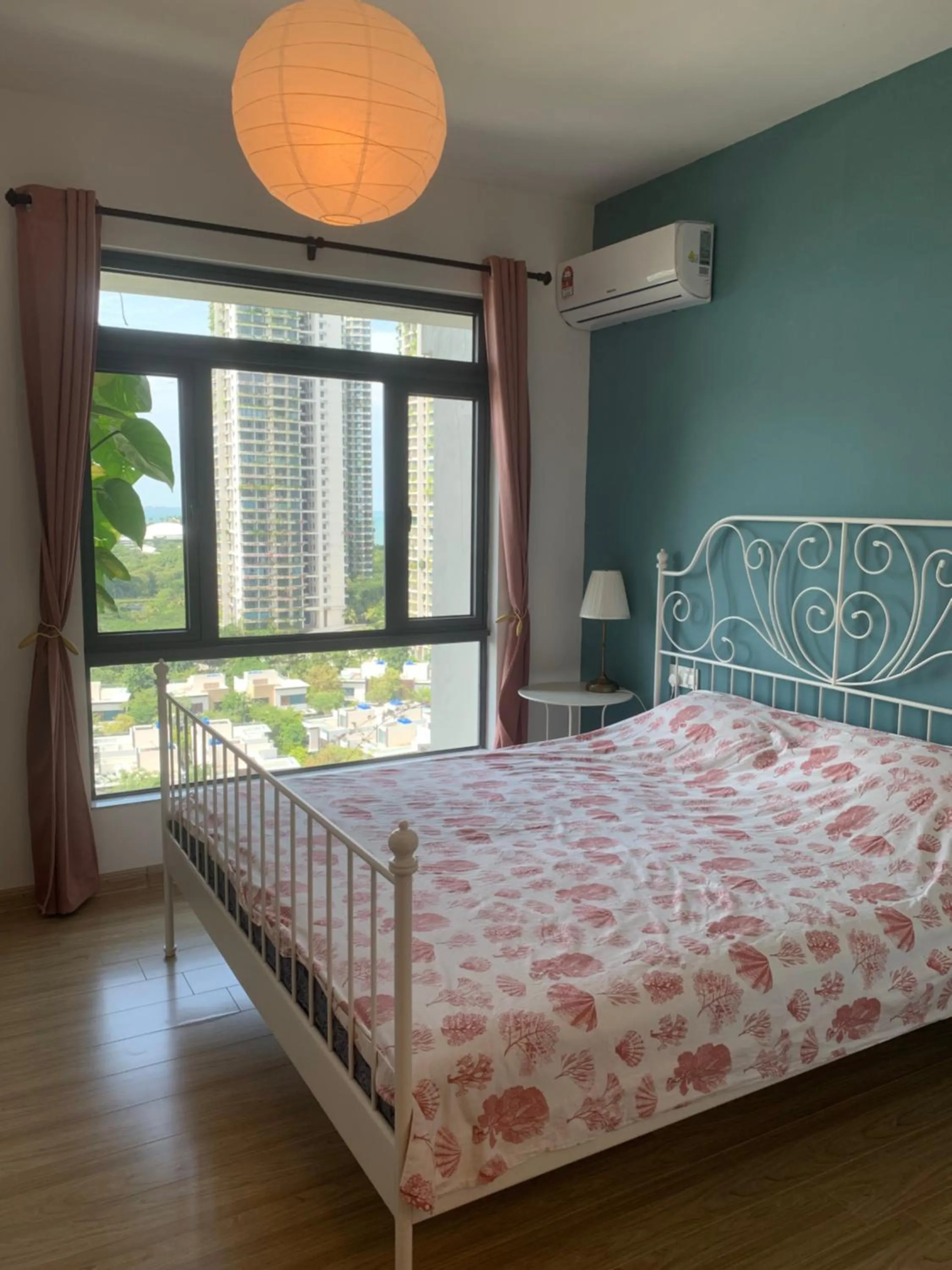 Bed in Sea view 2 bedroom Fully furnished Apartment Forest City Starview Bay Johor Malaysia