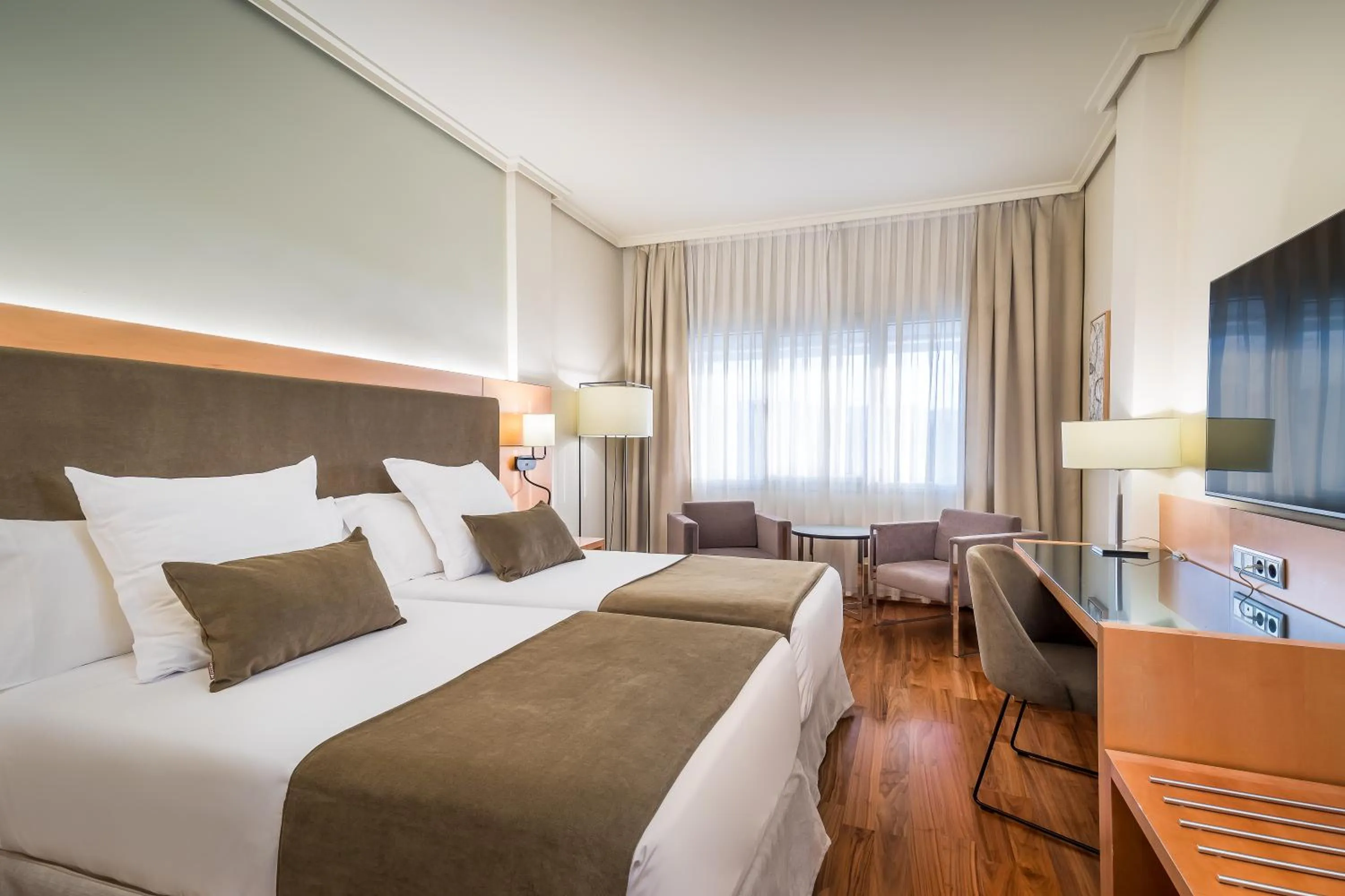 Bed in Barceló Murcia Siete Coronas