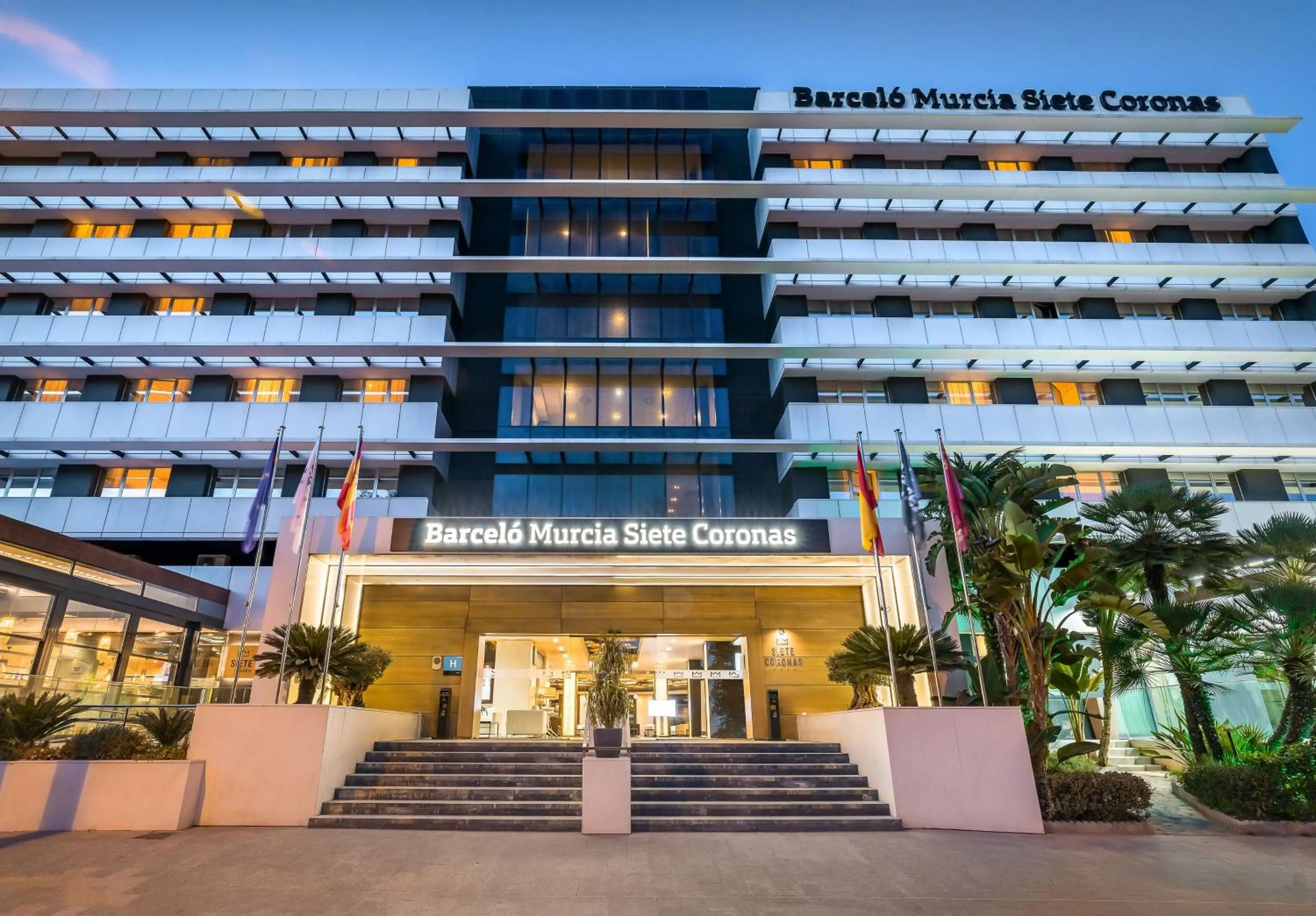 Property building in Barceló Murcia Siete Coronas
