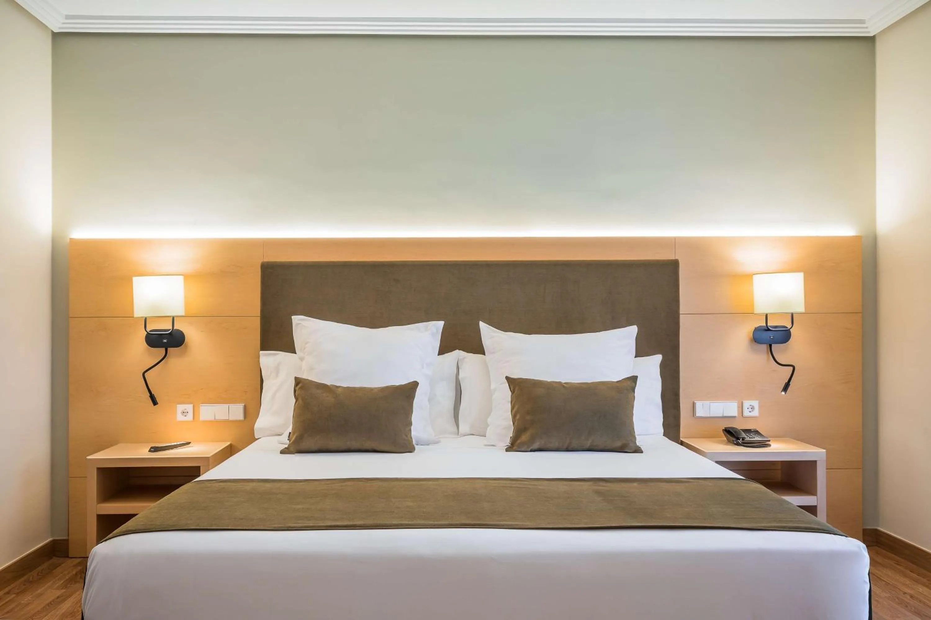 Bedroom, Bed in Barceló Murcia Siete Coronas