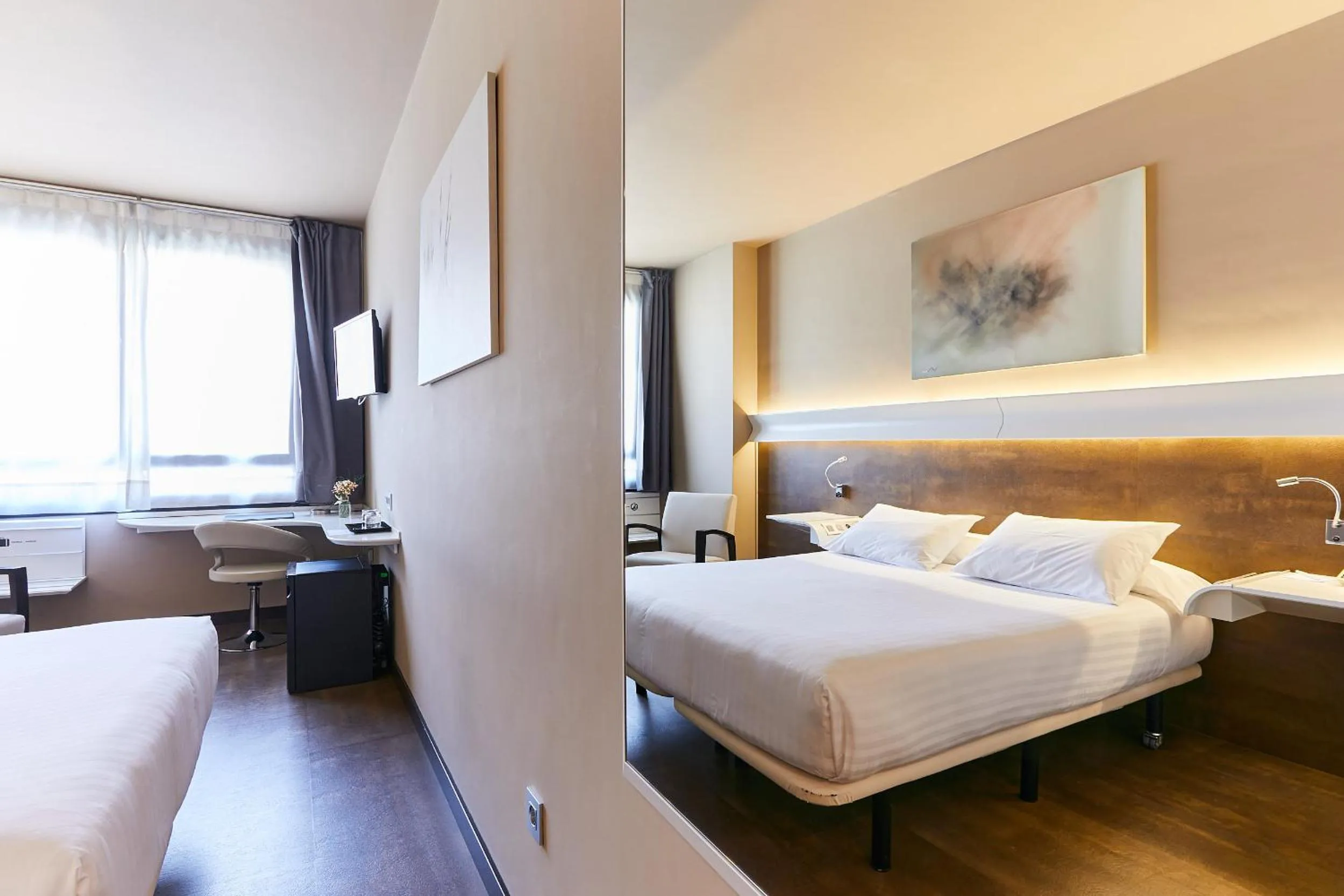 Photo of the whole room, Bed in Silken Monumental Naranco