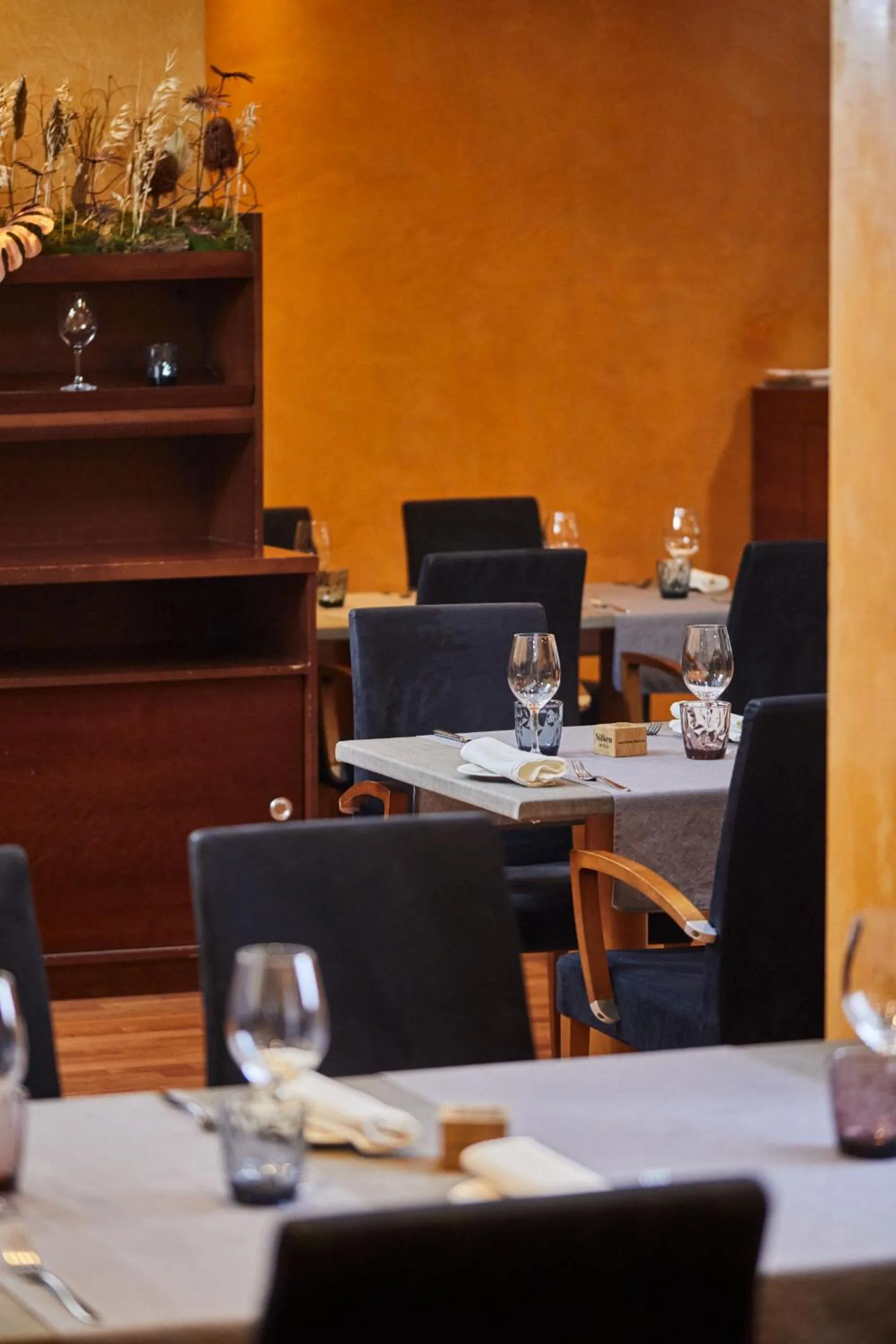 Restaurant/places to eat in Silken Monumental Naranco