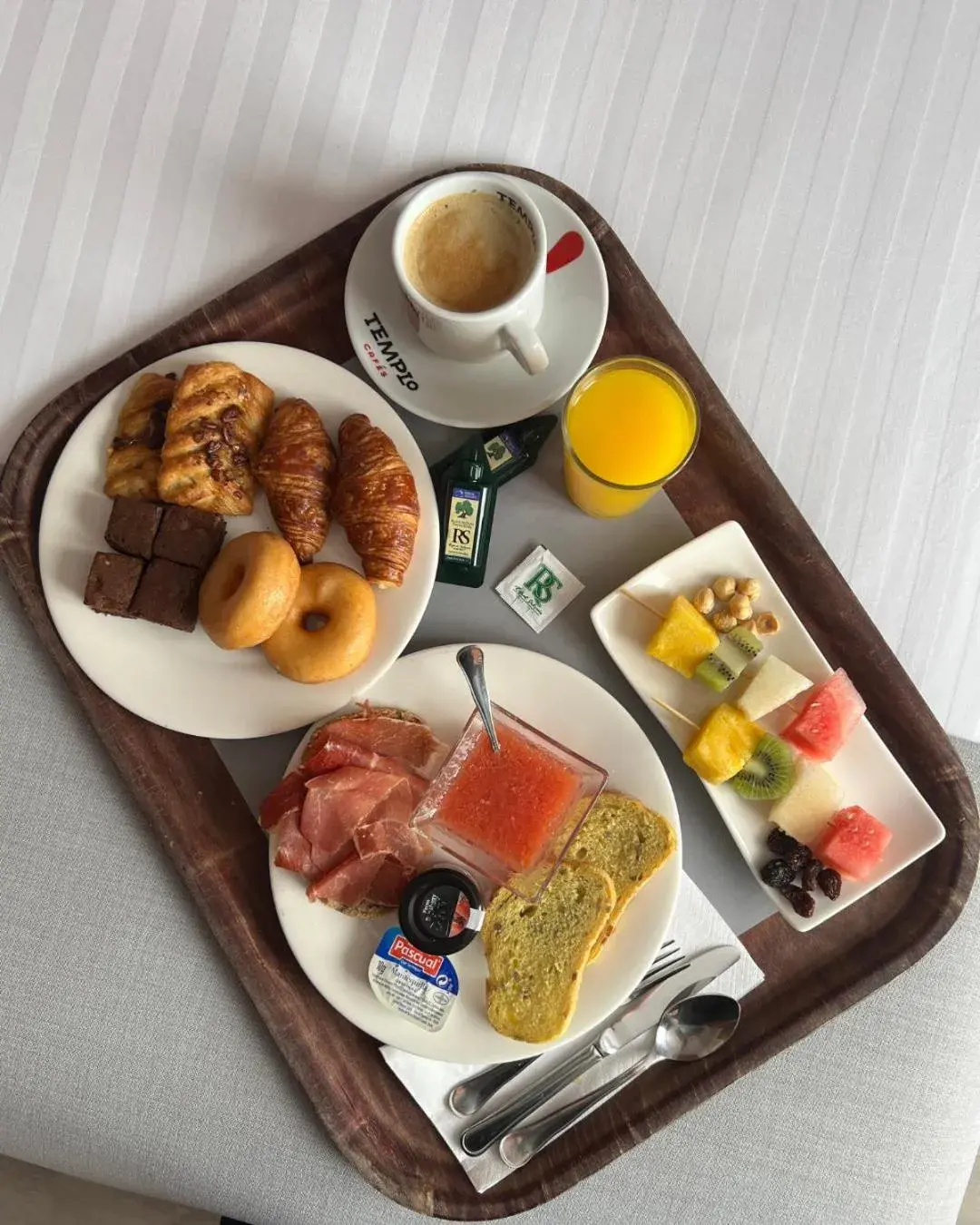 Food and drinks in Silken Monumental Naranco Food and drinks in Silken Monumental Naranco