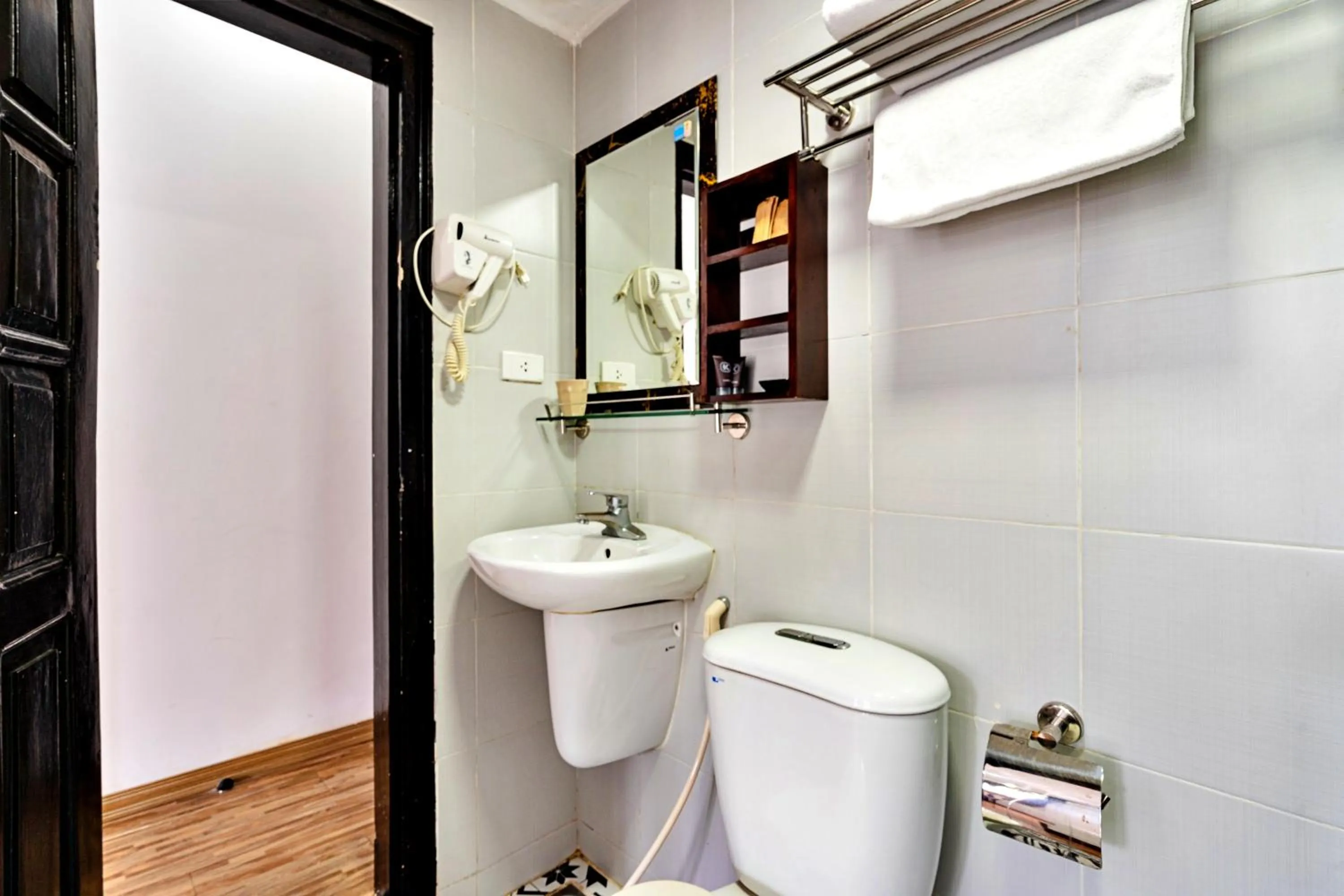 HANZ Ami Central Hotel