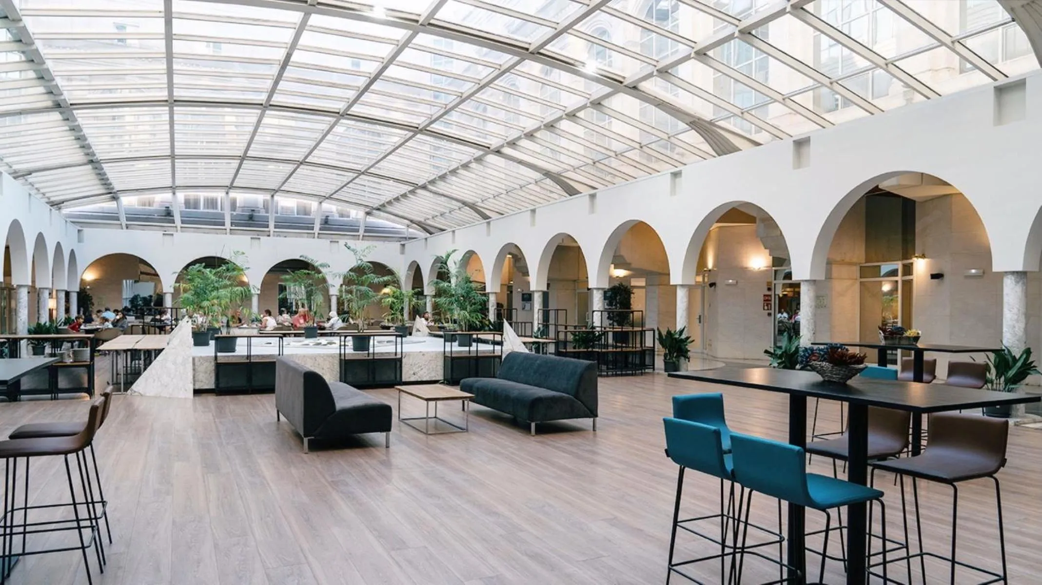 Patio in Silken Al-Andalus Palace