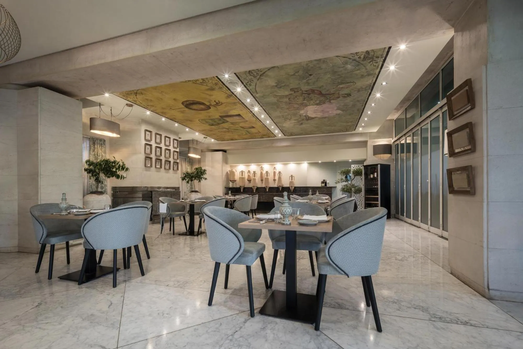 Restaurant/places to eat in Eurostars Al-Ándalus Palace