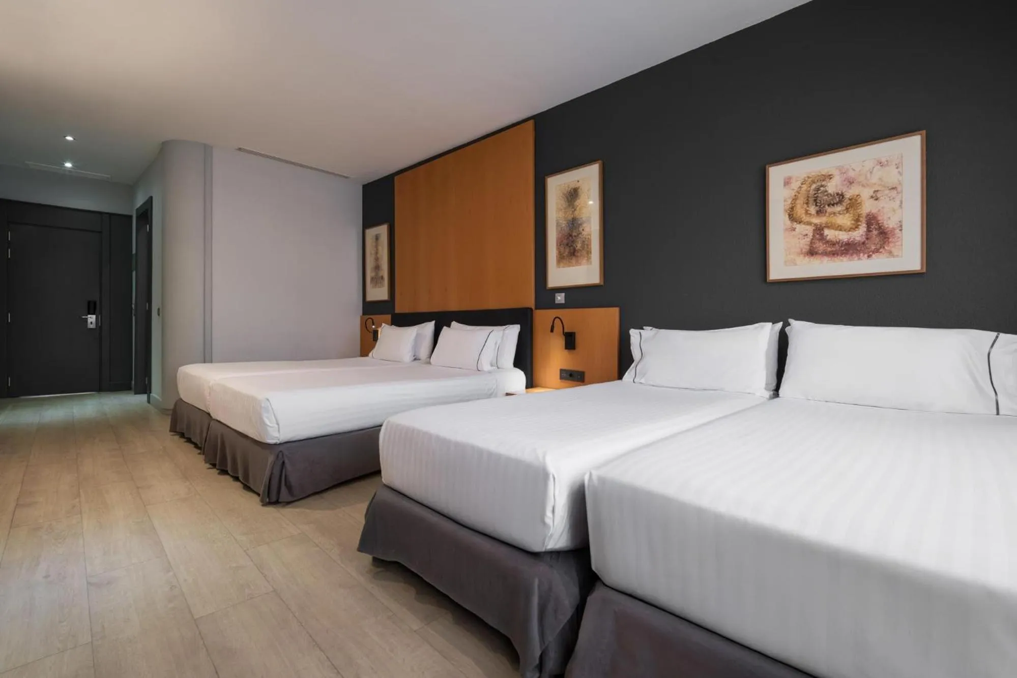 Photo of the whole room, Bed in Eurostars Al-Ándalus Palace