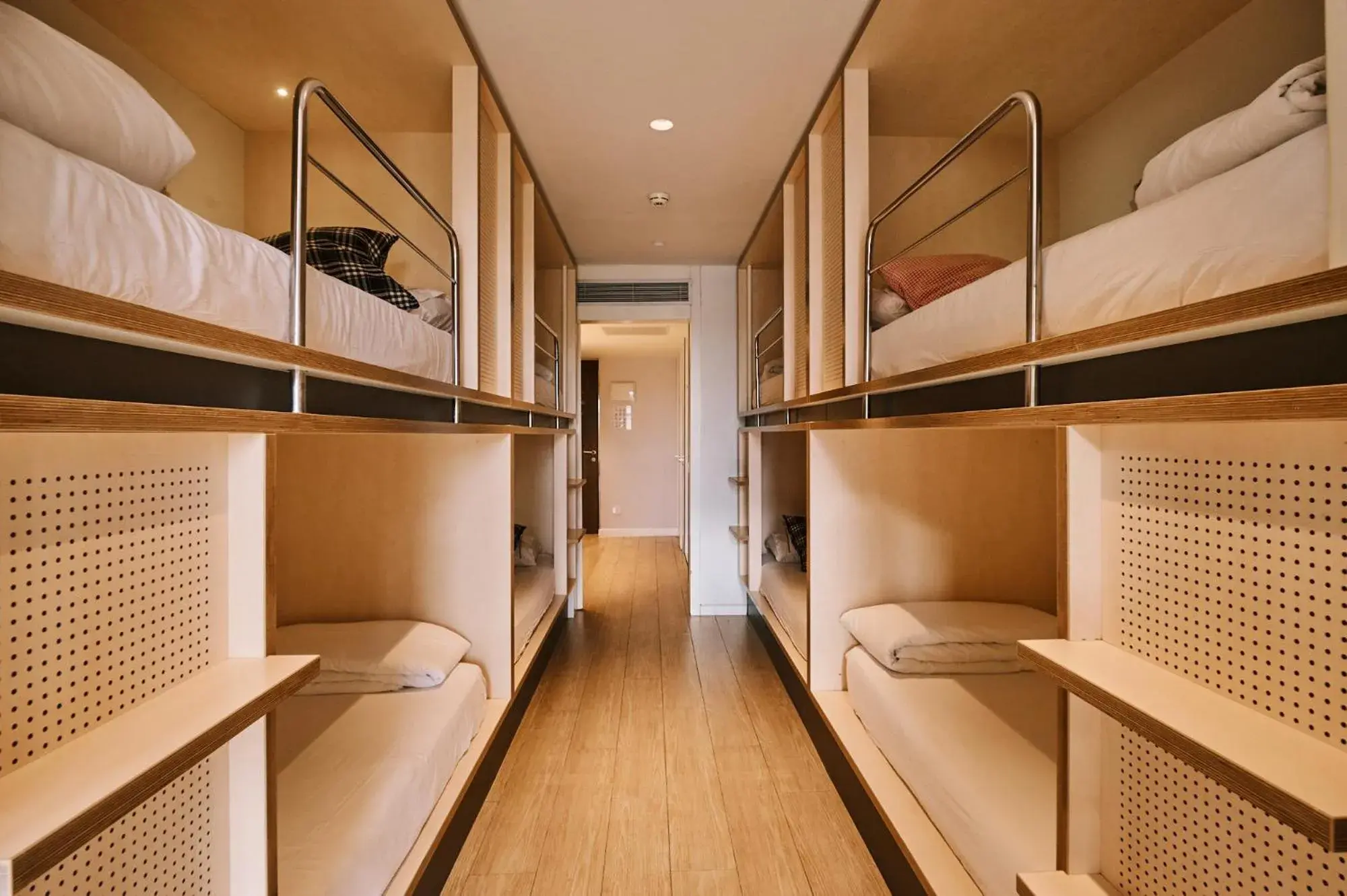 Bedroom, Bed in TOC Hostel Barcelona Bedroom, Bed in TOC Hostel Barcelona