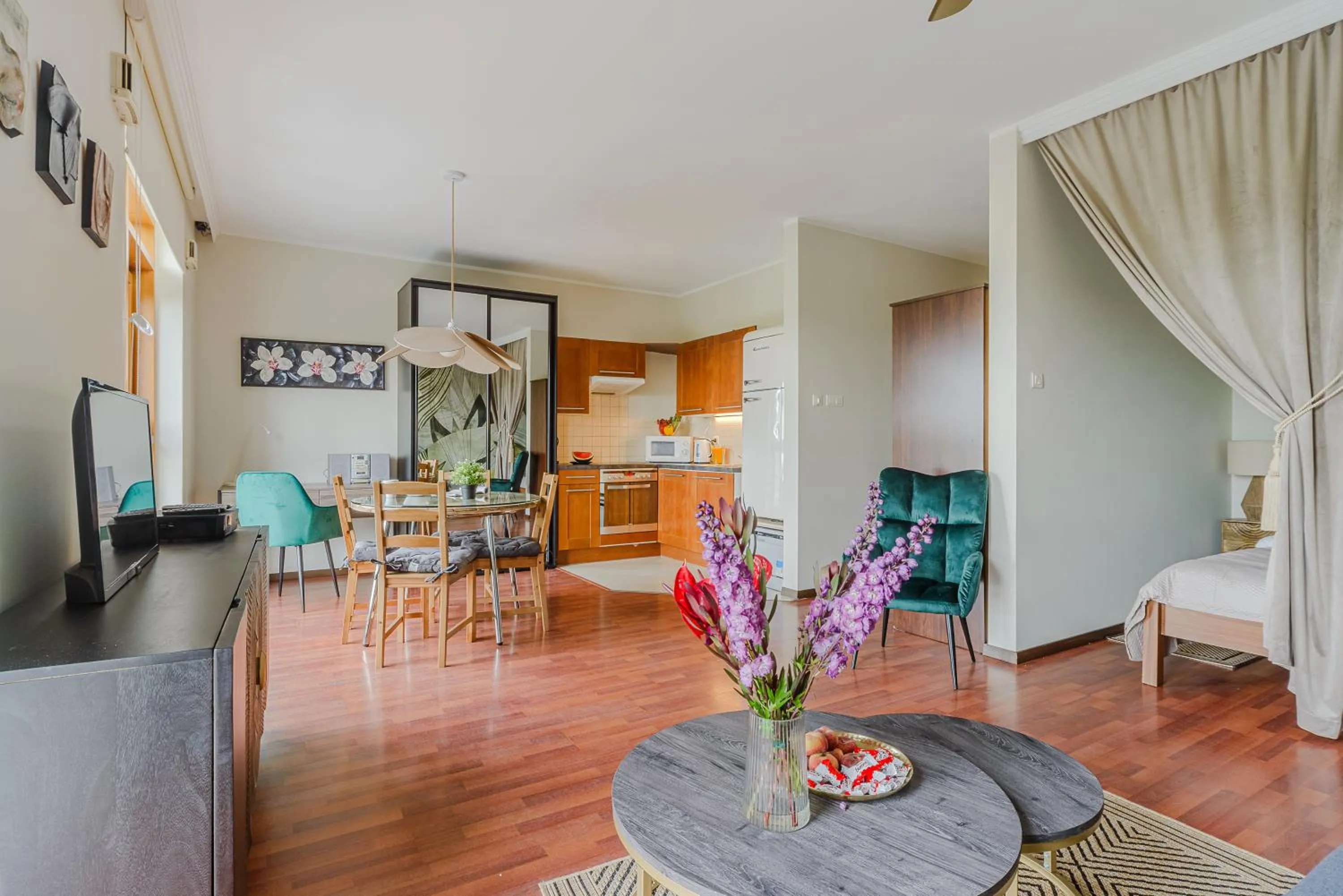 Living room in Slominskiego 7 P&O Apartments