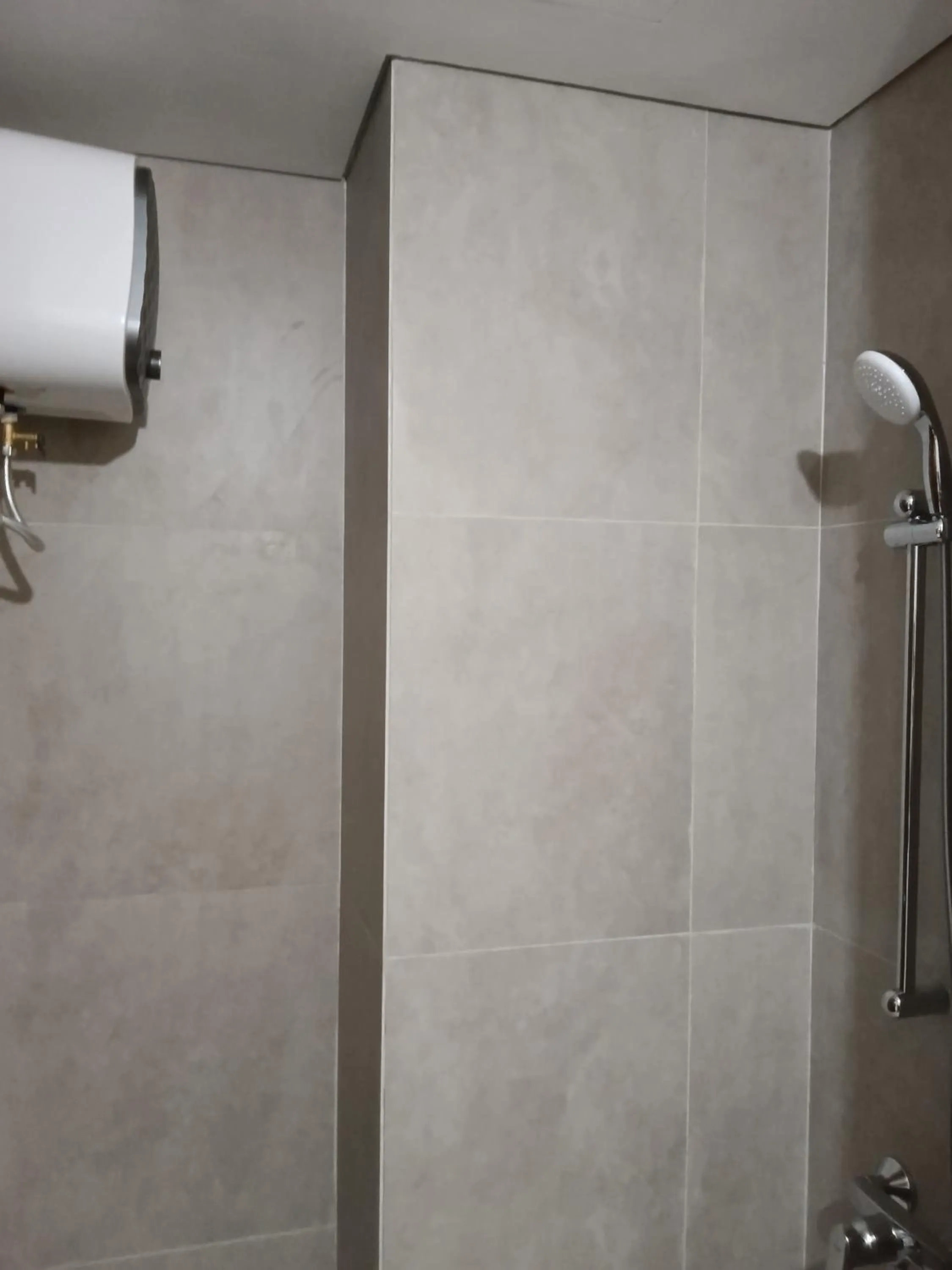 Bathroom in Palam Mansion at Meisterstadt Pollux Habibie Apartment