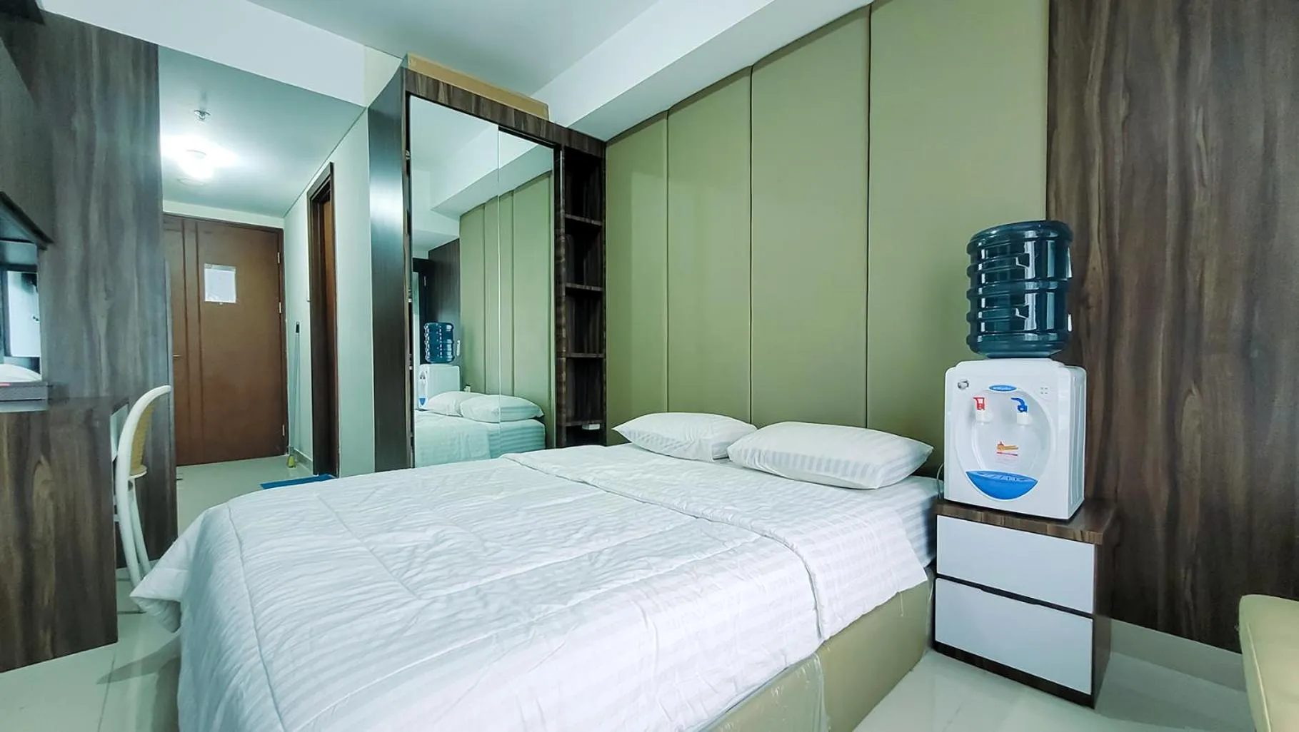 Bed in Palam Mansion at Meisterstadt Pollux Habibie Apartment