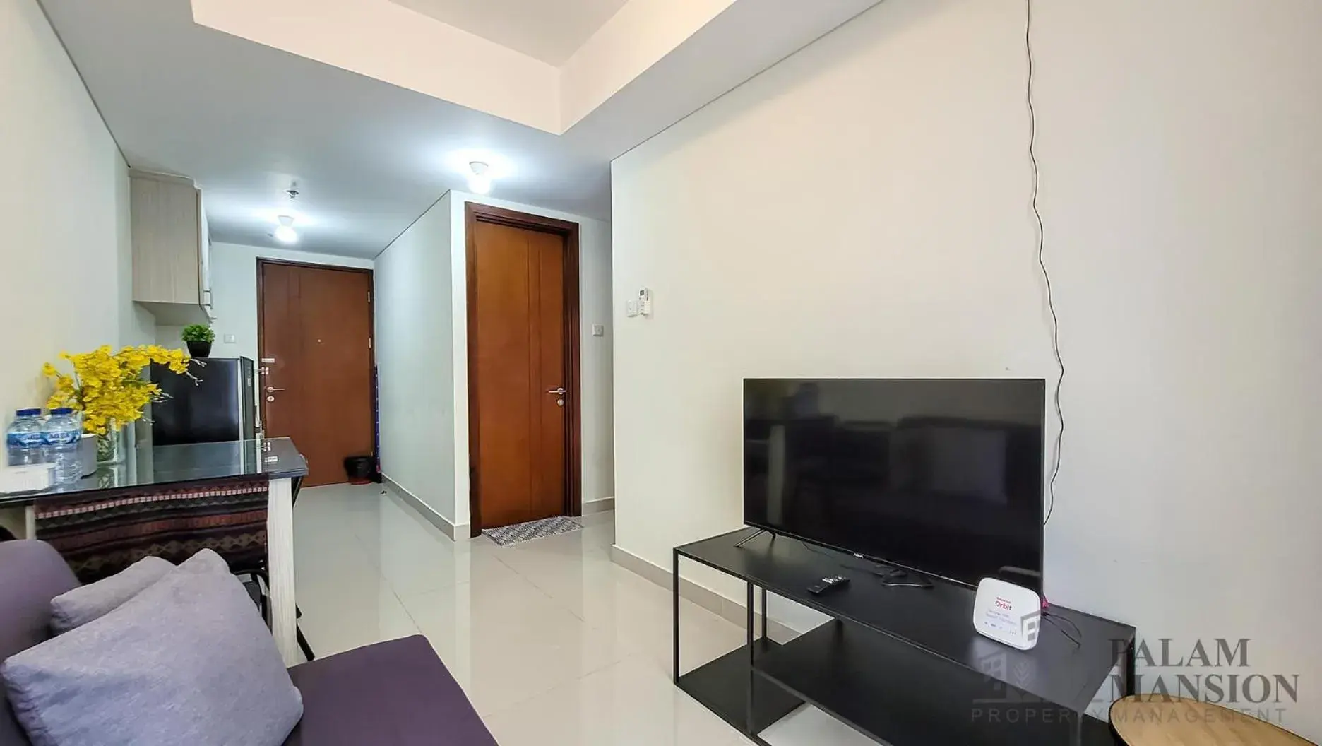 Two-Bedroom Apartment with Pool View in Palam Mansion at Meisterstadt Pollux Habibie Apartment Two-Bedroom Apartment with Pool View in Palam Mansion at Meisterstadt Pollux Habibie Apartment