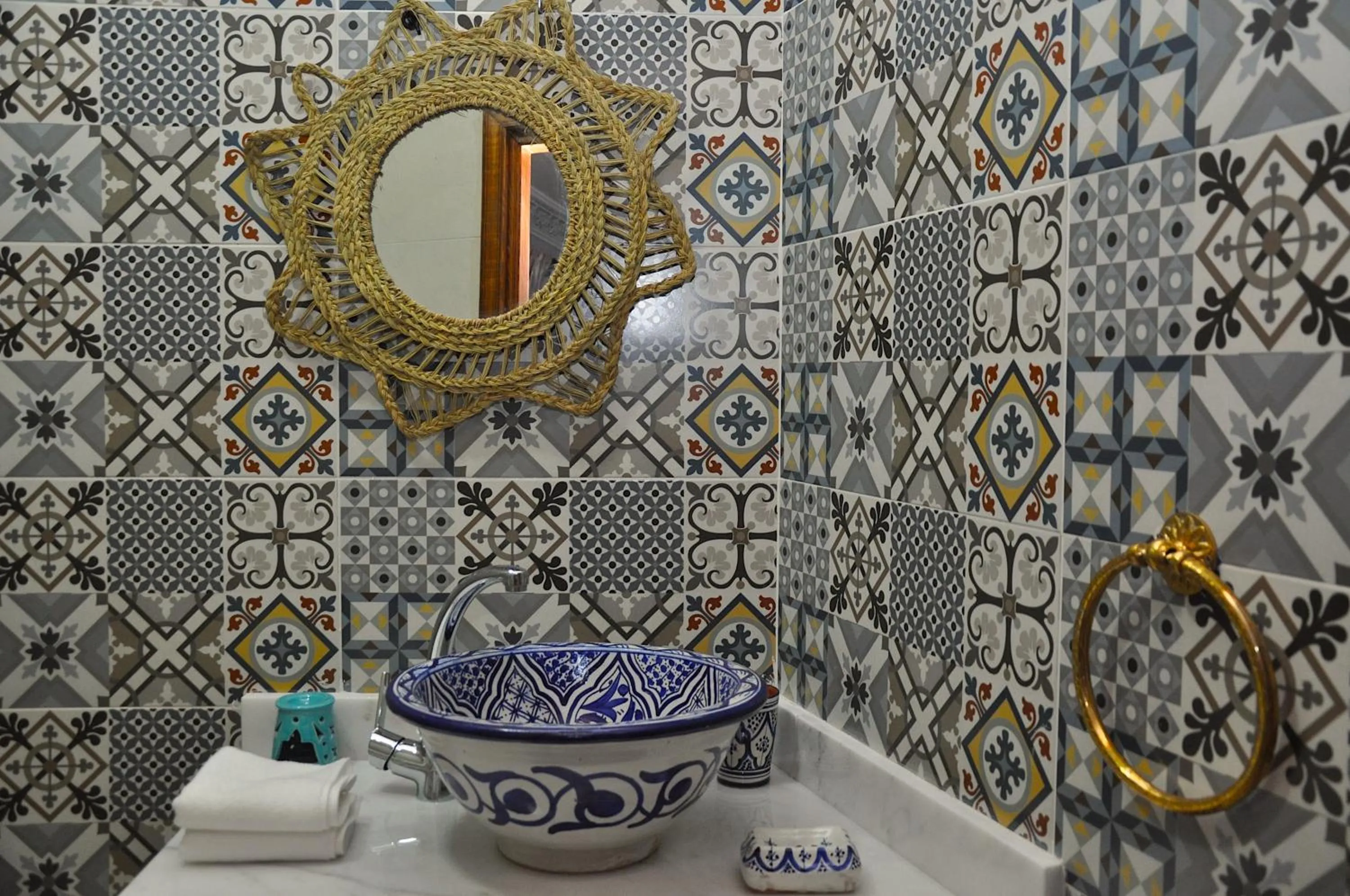 Bathroom in Dar Aouinti