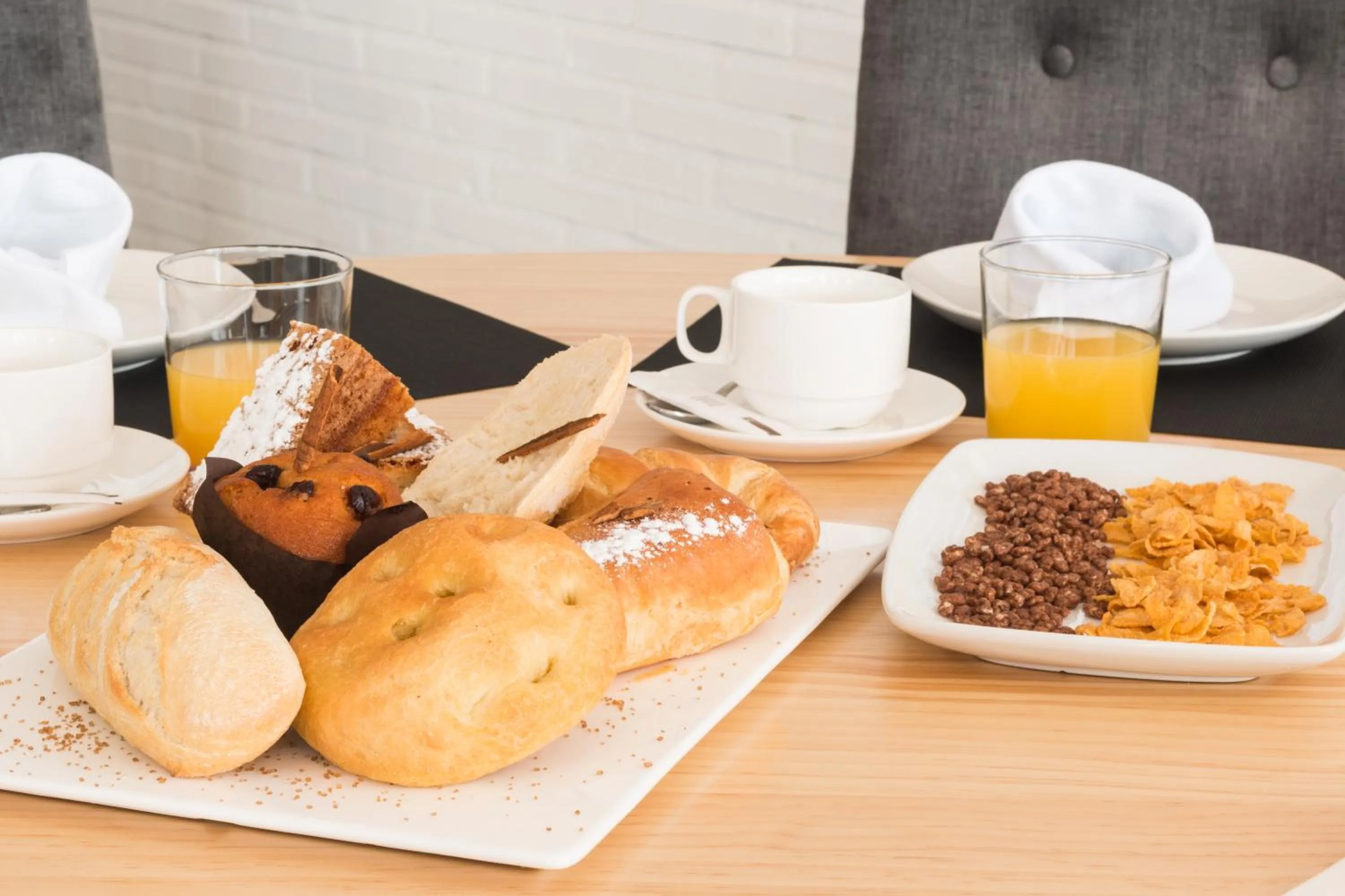 Buffet breakfast in Abacería