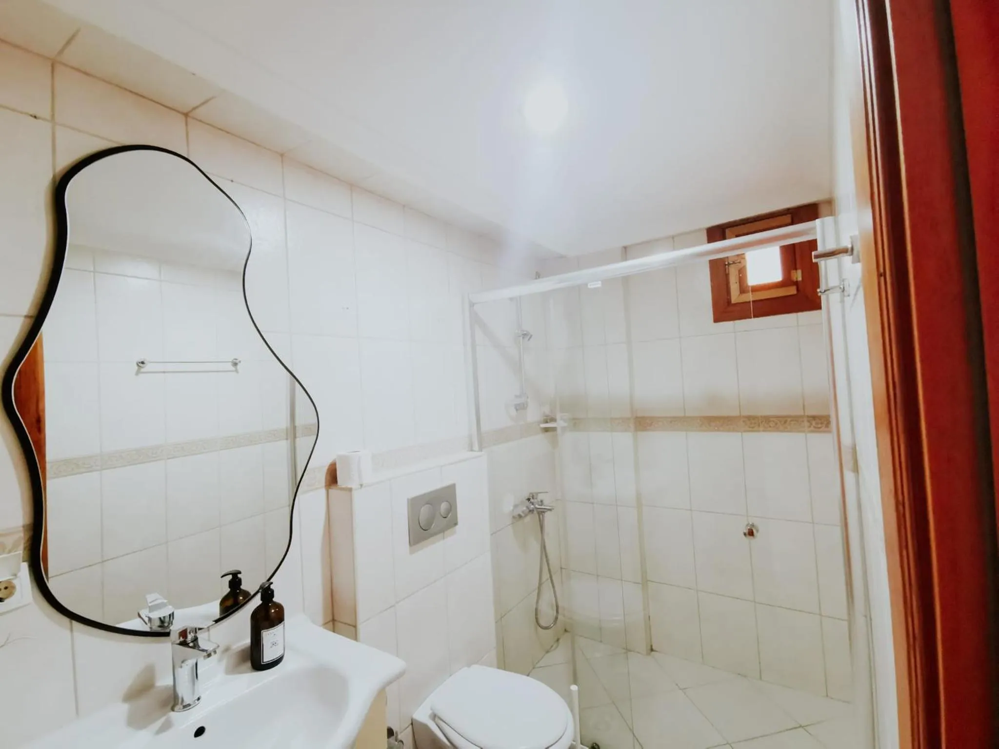 Goodman Hotel & Bistro