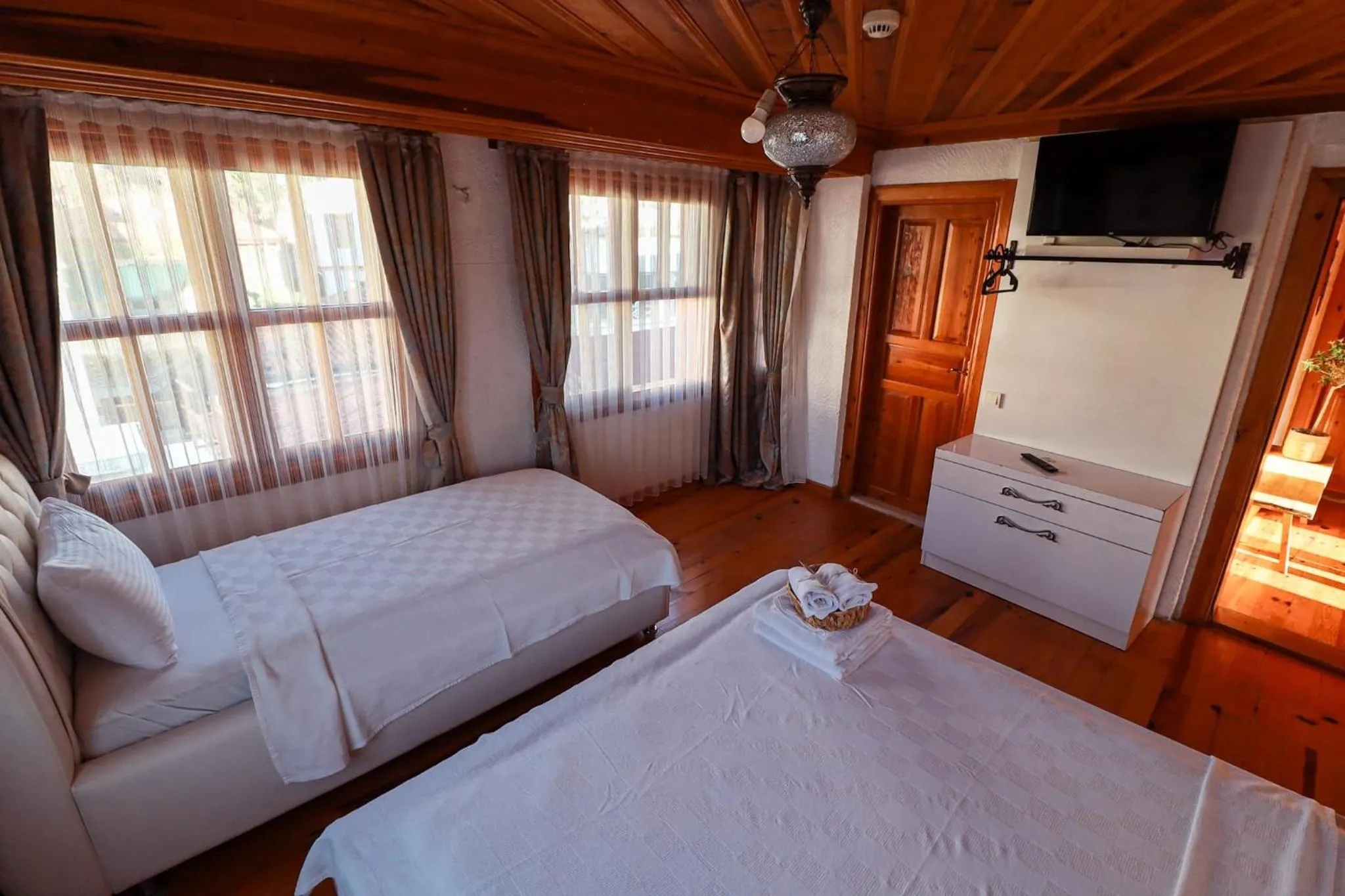 Goodman Hotel & Bistro