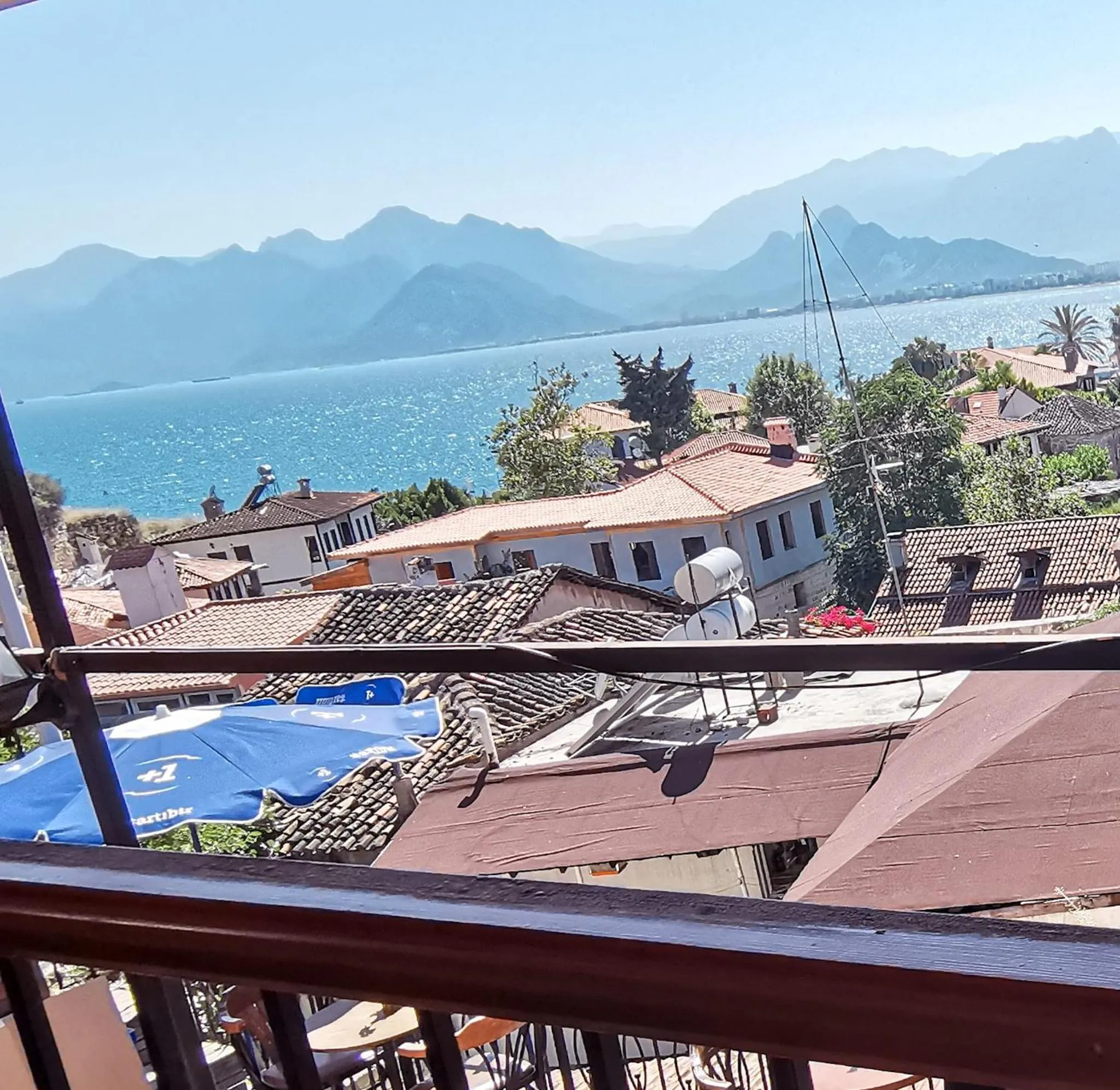 Balcony/Terrace in Goodman Hotel & Bistro