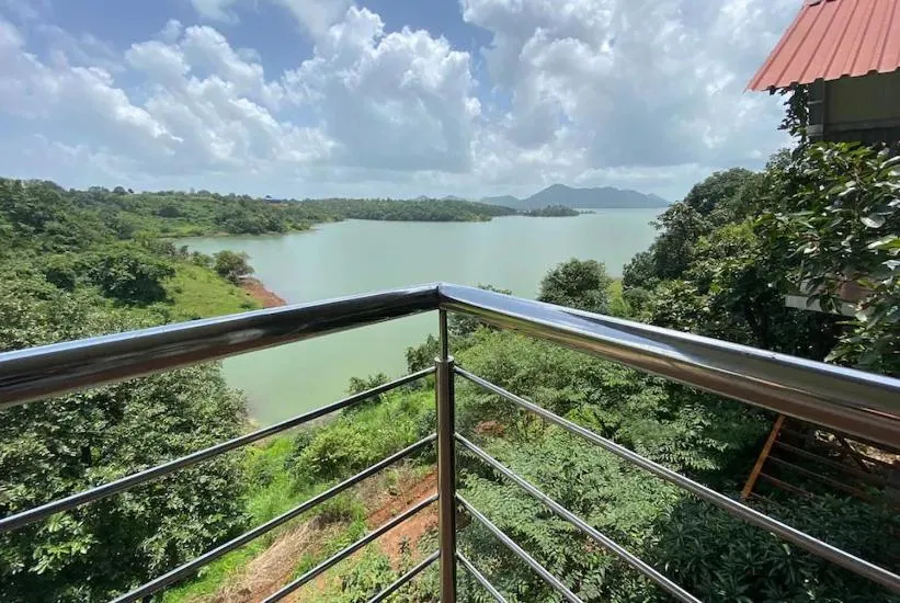 Lake view in Shvas Island Resort