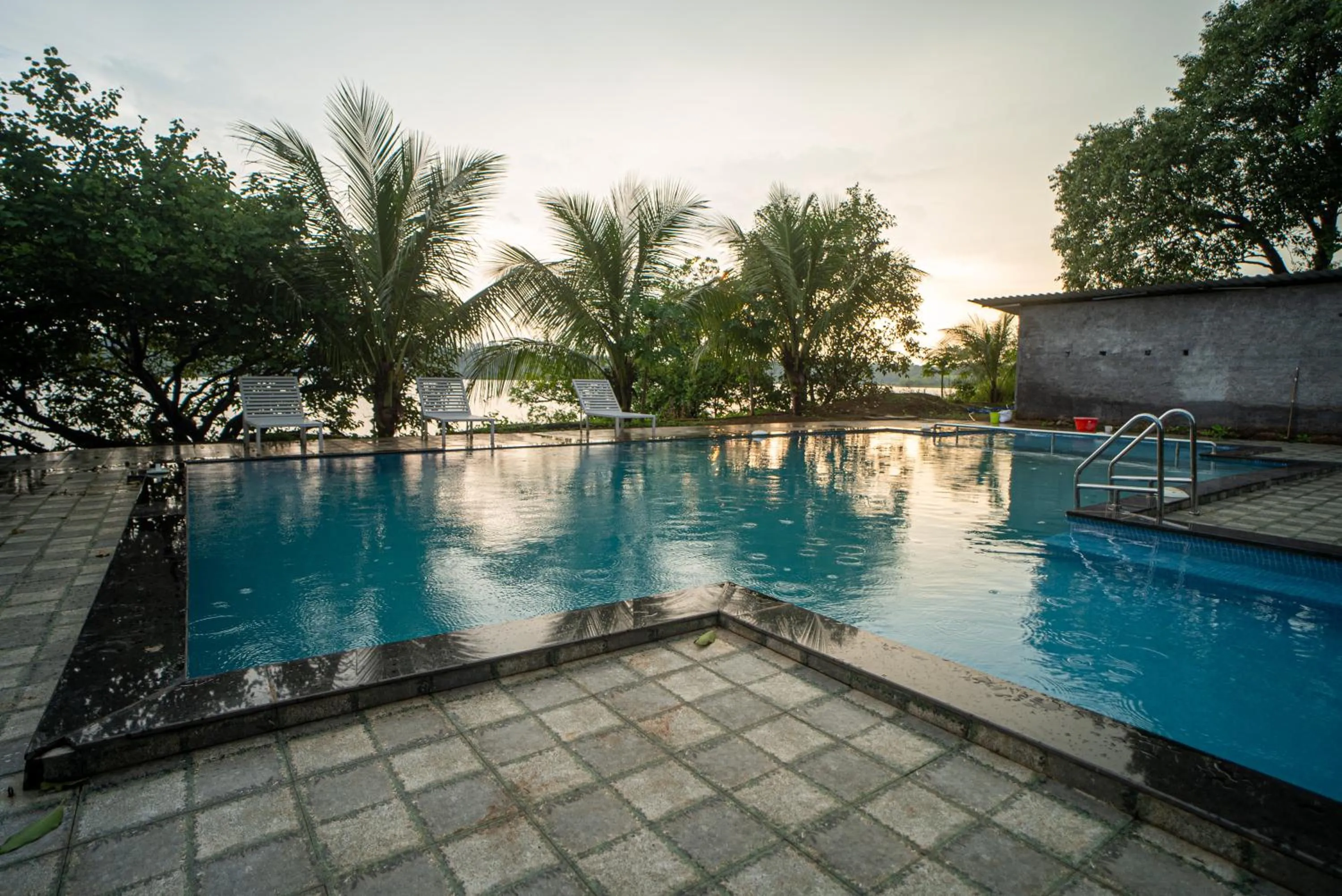 Swimming pool in Shvas Island Resort