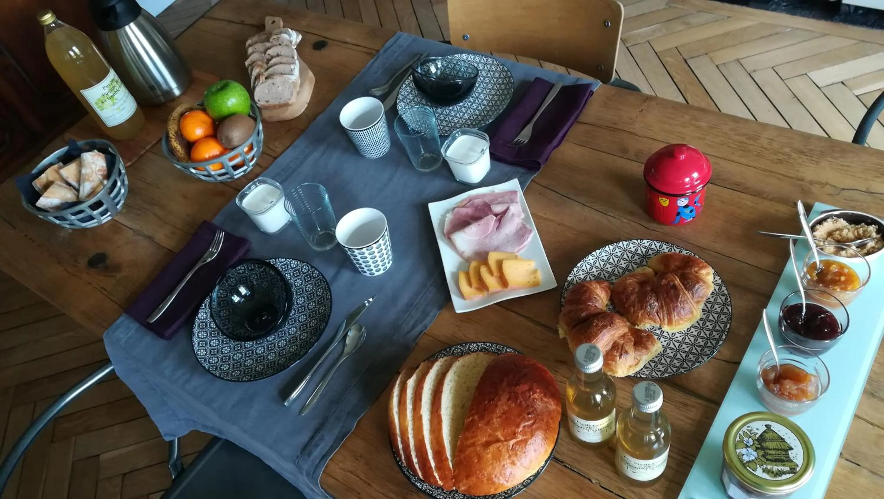 Food and drinks in Monts et Merveilles