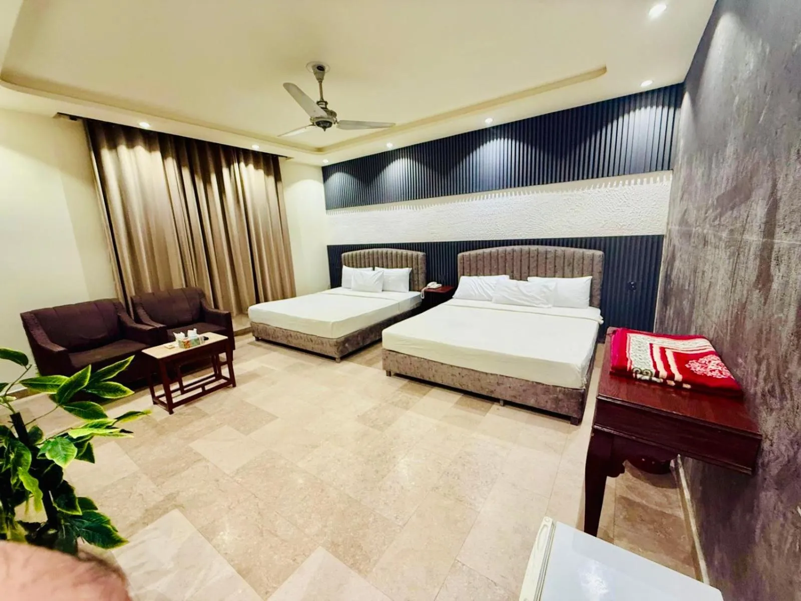 Blue Moon Residency Jinnah Super