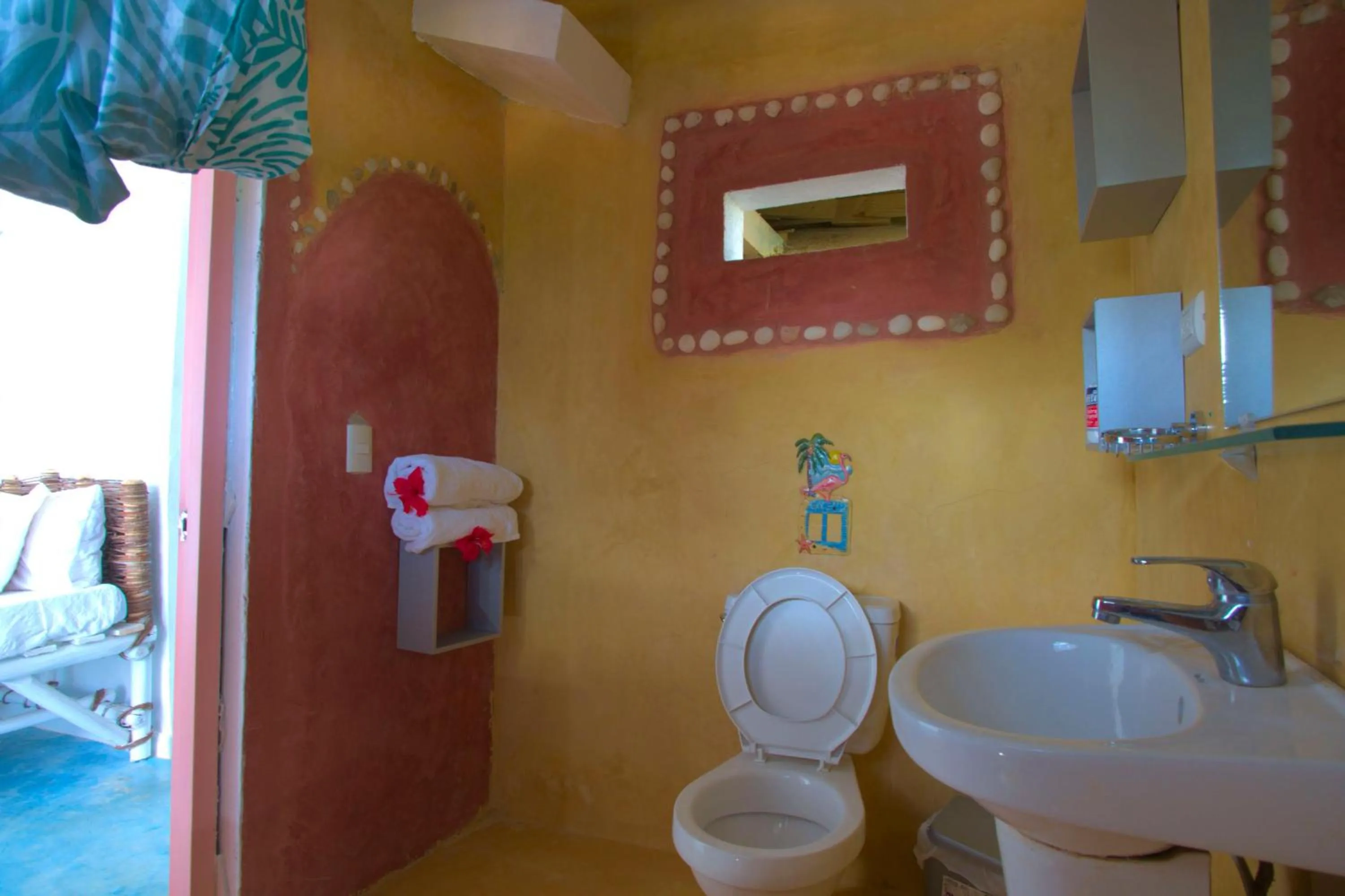 Bathroom in B&B Aparthotel La Isleta