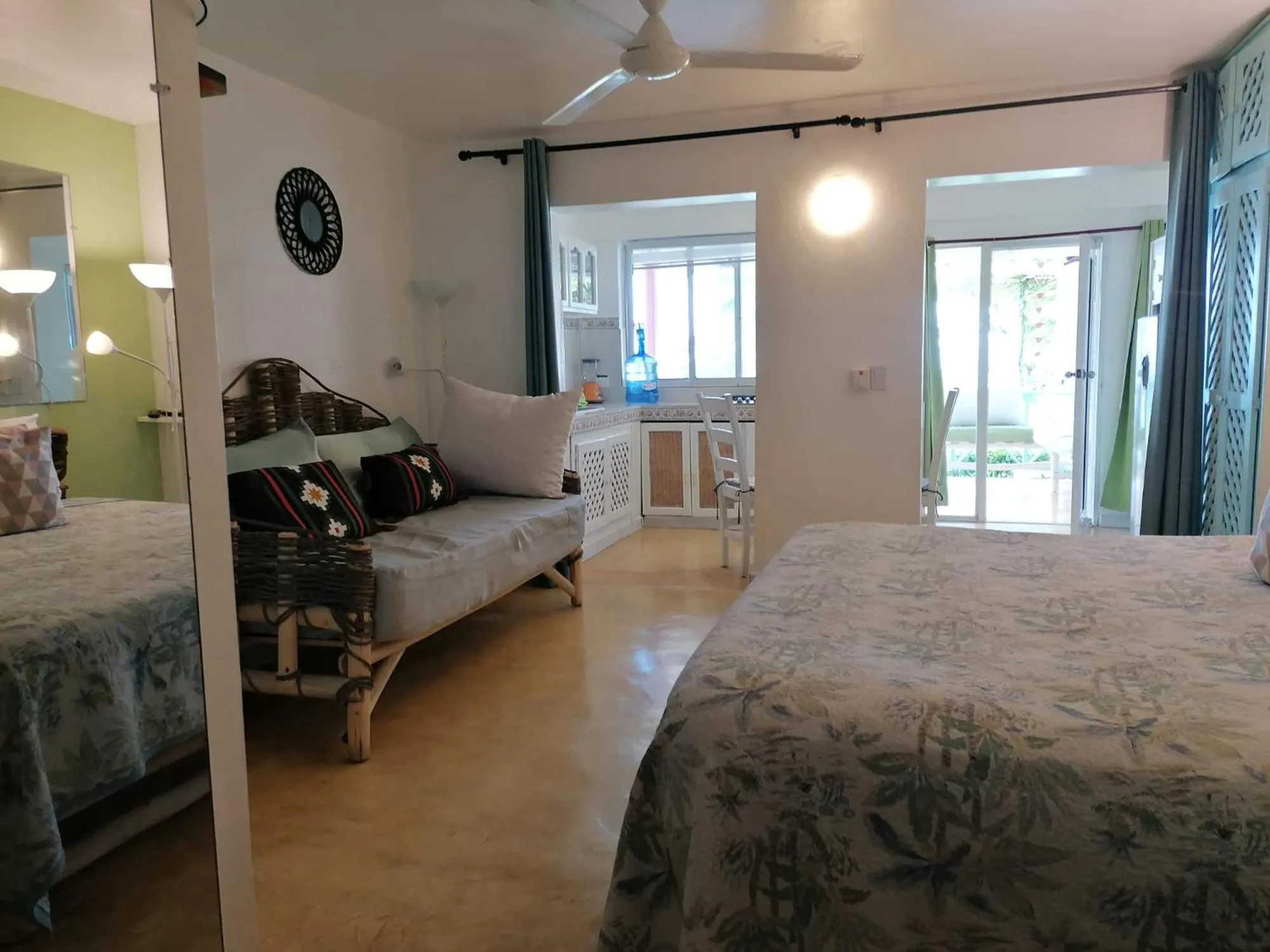 Bedroom, Bed in B&B Aparthotel La Isleta