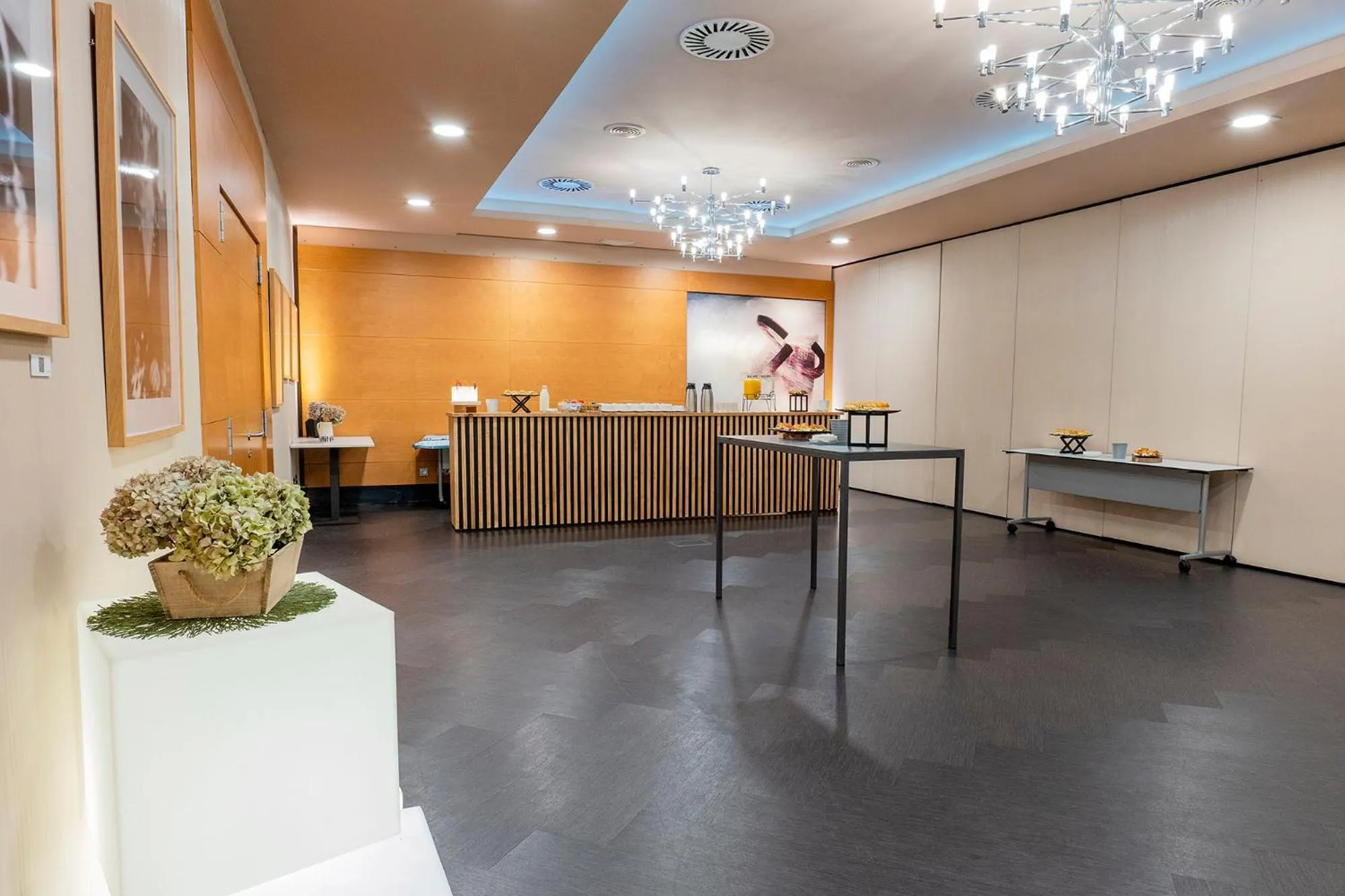 Lounge or bar in Eurostars Amara