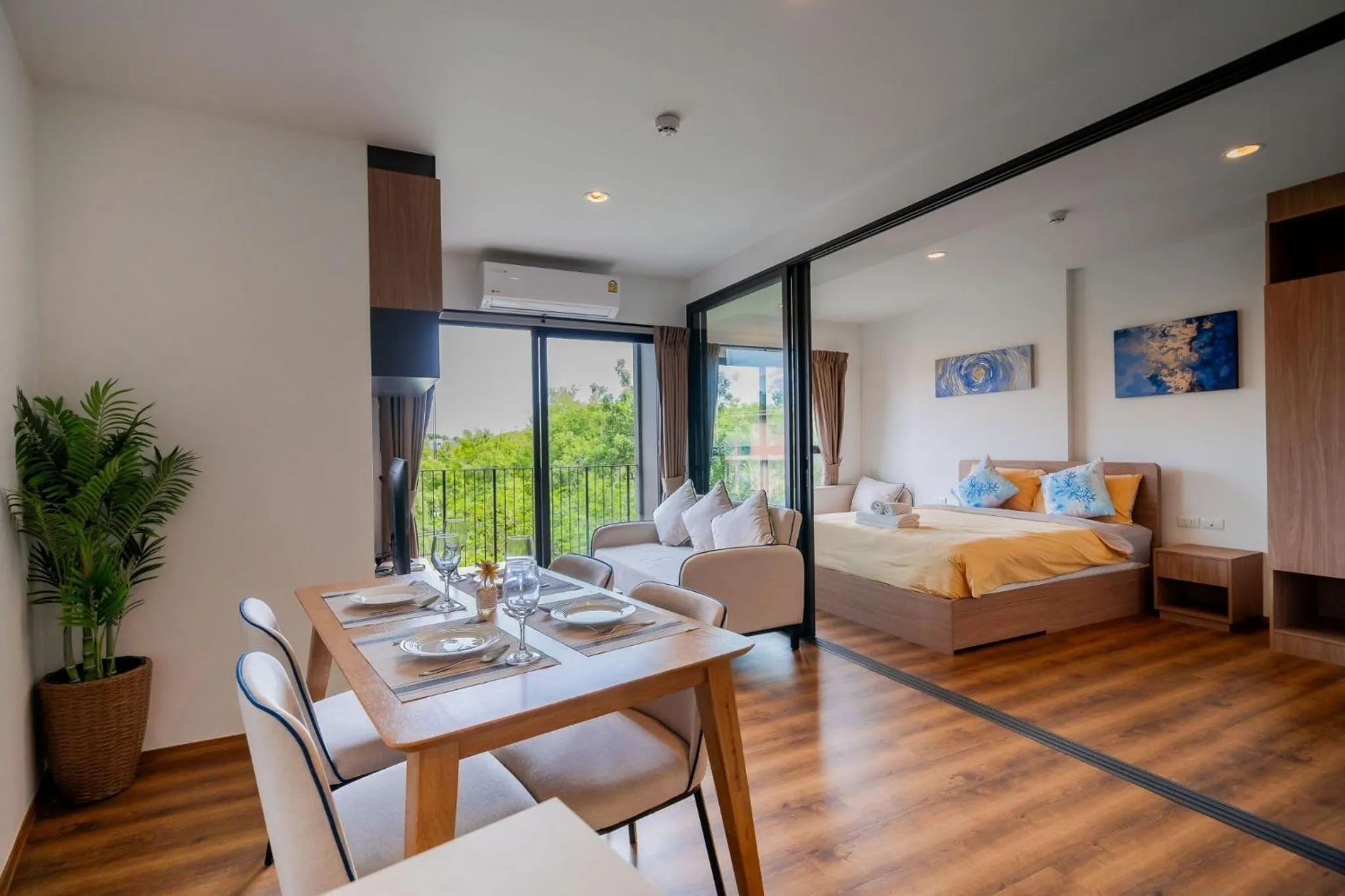 Dining area in Lahabana Huahin