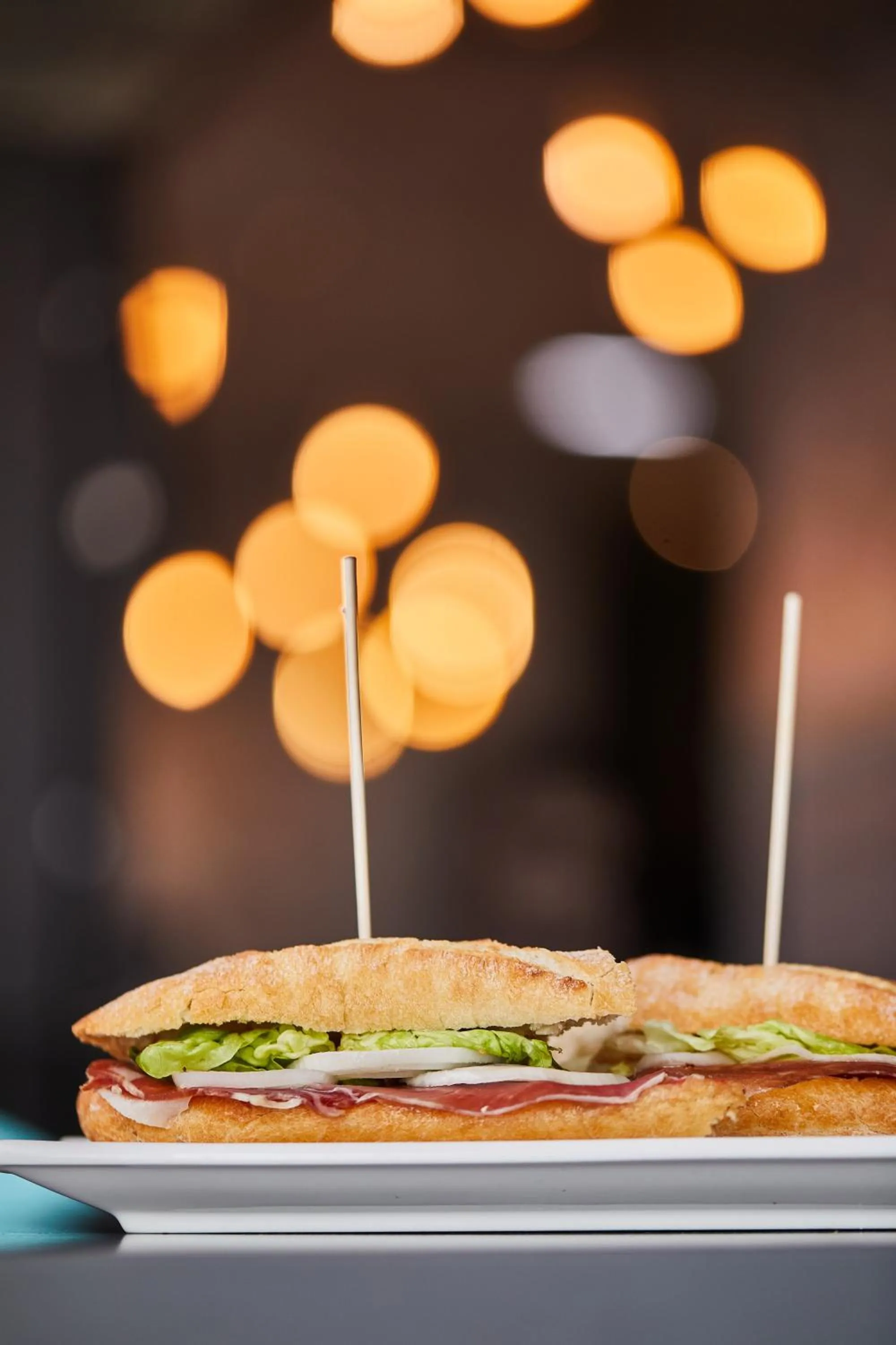 Restaurant/places to eat in Silken Reino de Aragón