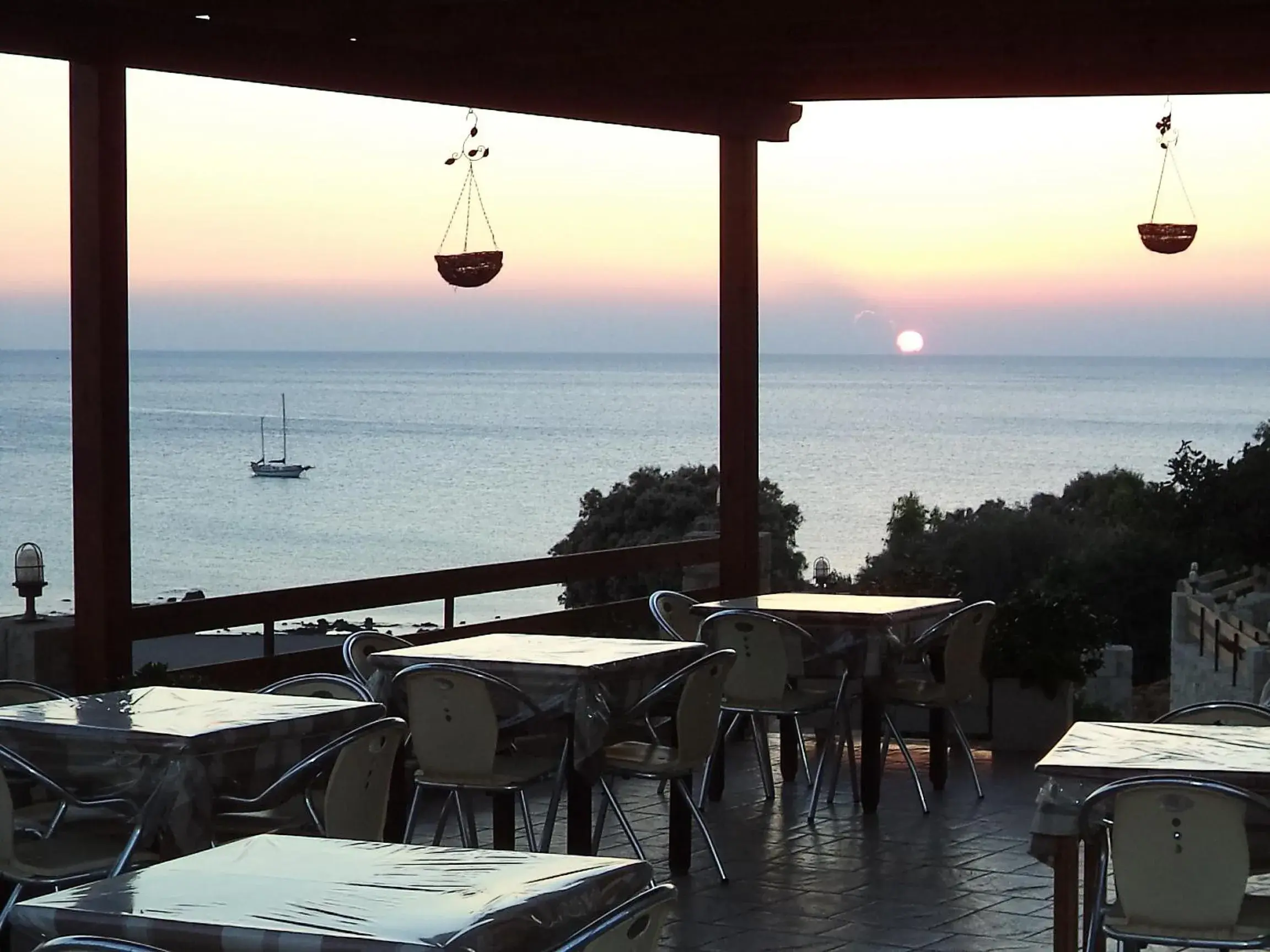 Lounge or bar in Falasarna Bay Lounge or bar in Falasarna Bay