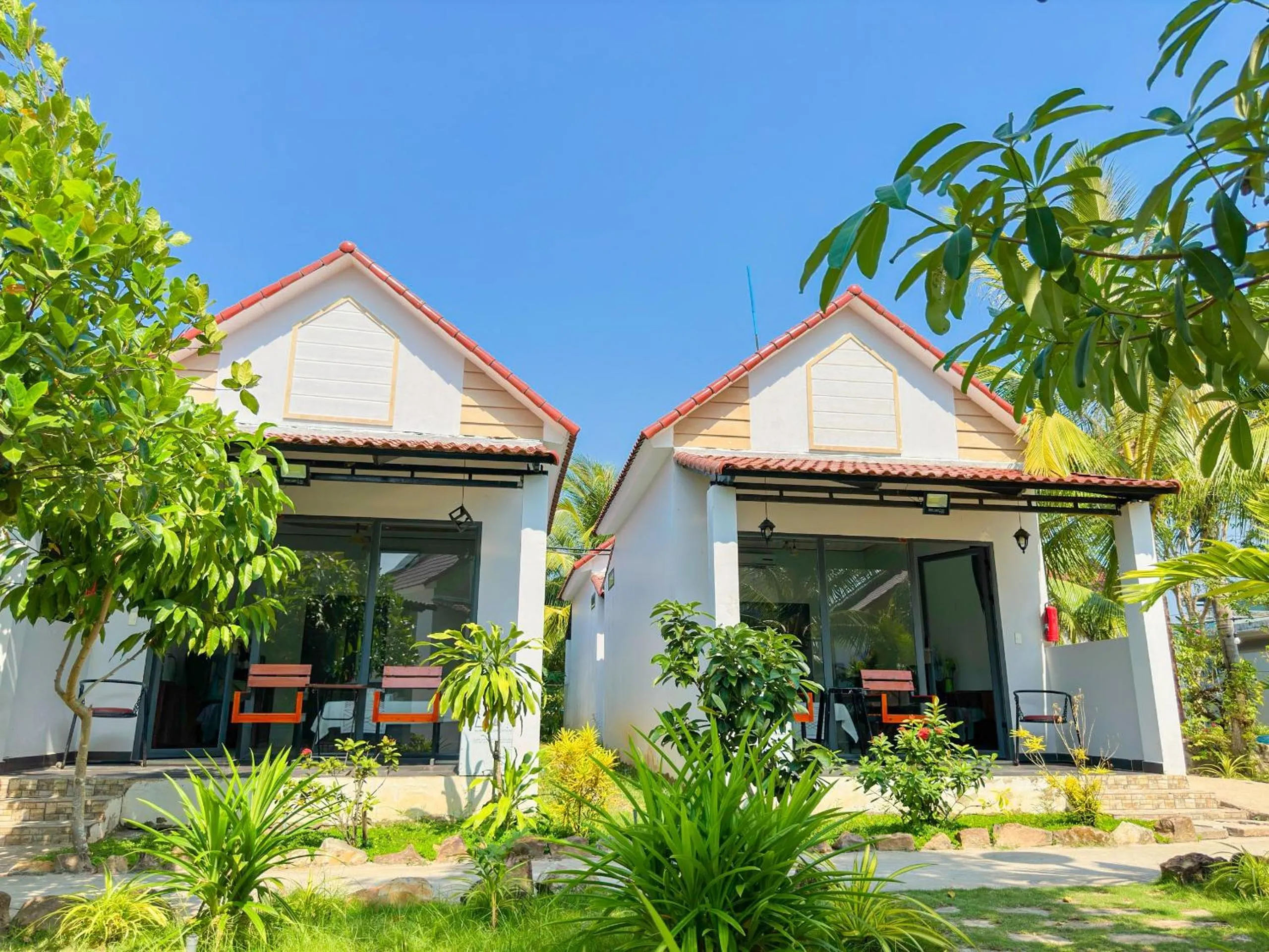 furniture in Fla Village