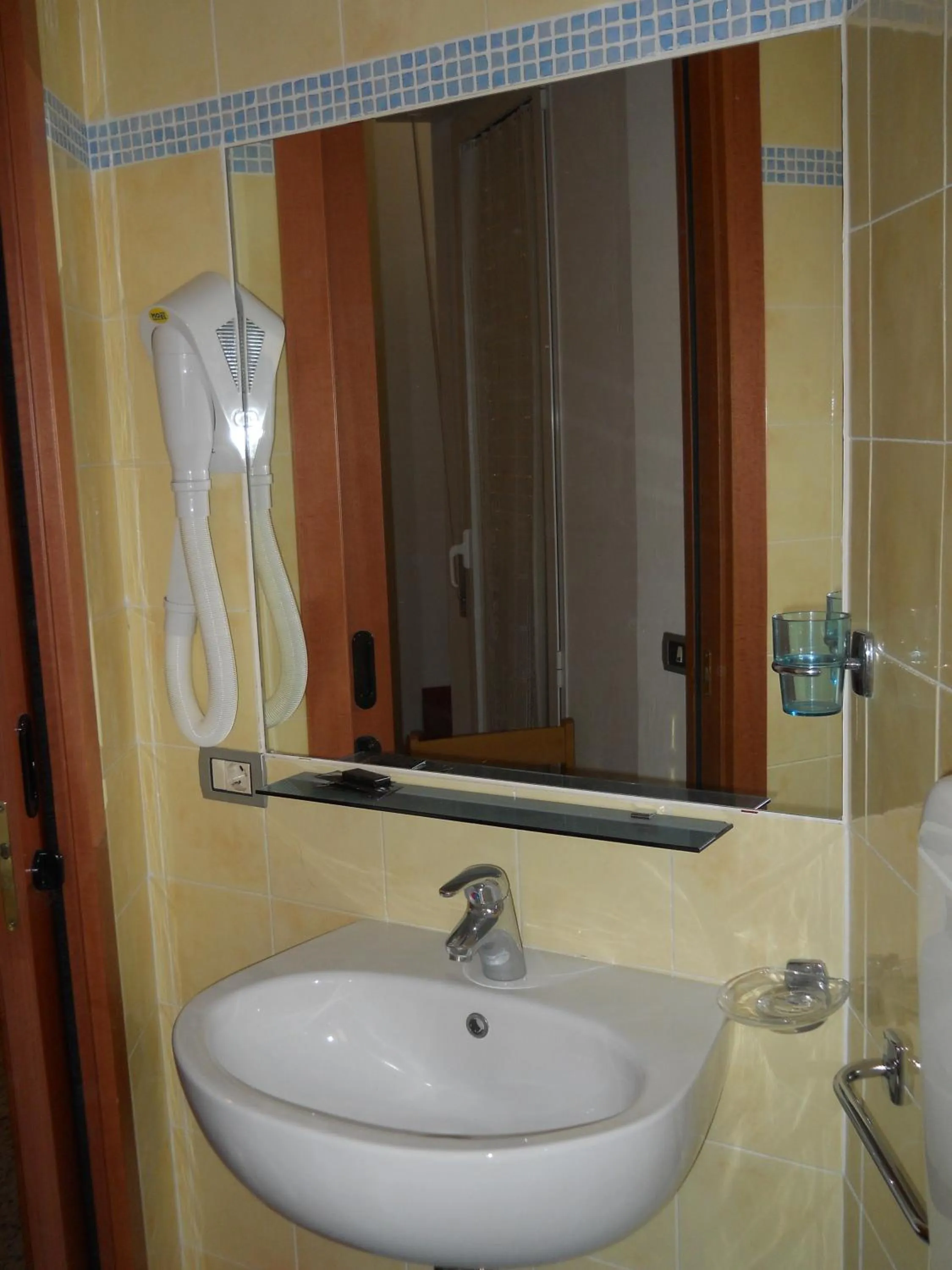 Decorative detail in Hotel Clipper