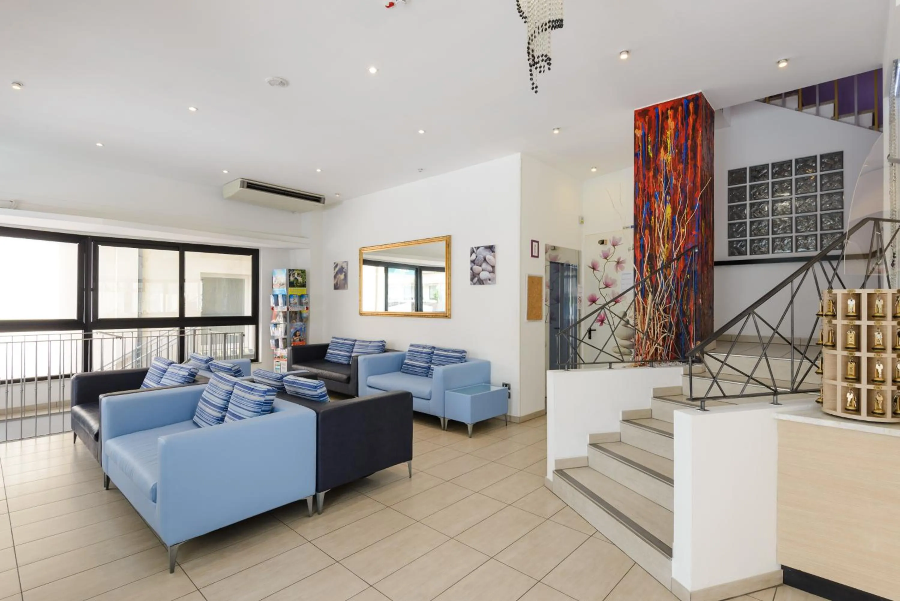 Lobby or reception in Hotel Clipper