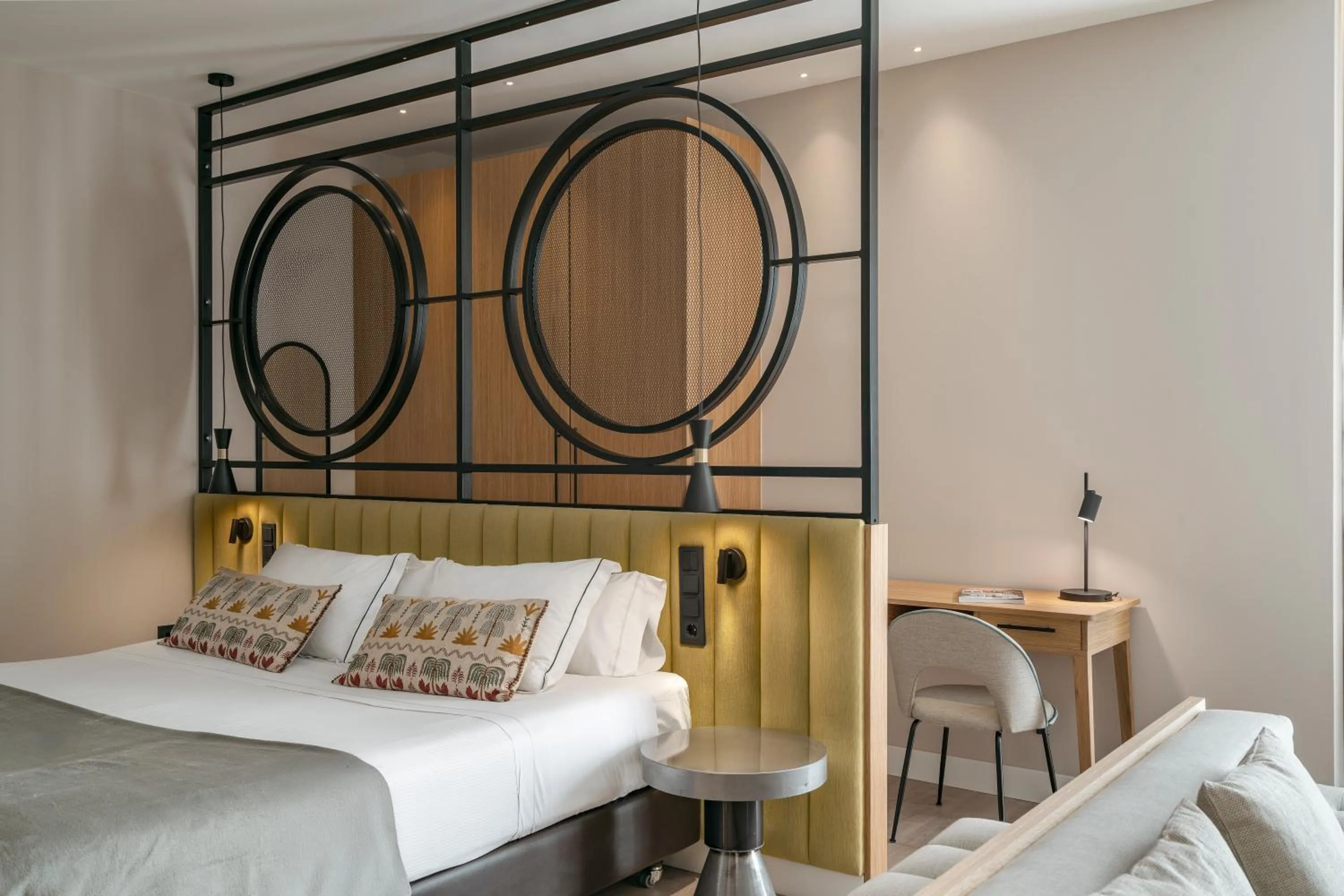 Photo of the whole room, Bed in Vincci Maritimo