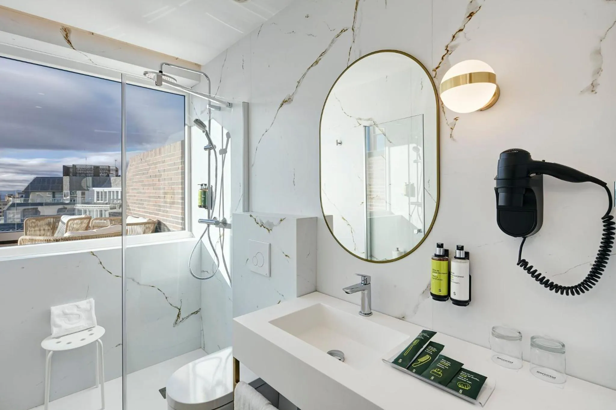 Bedroom in Sercotel HMO Martina