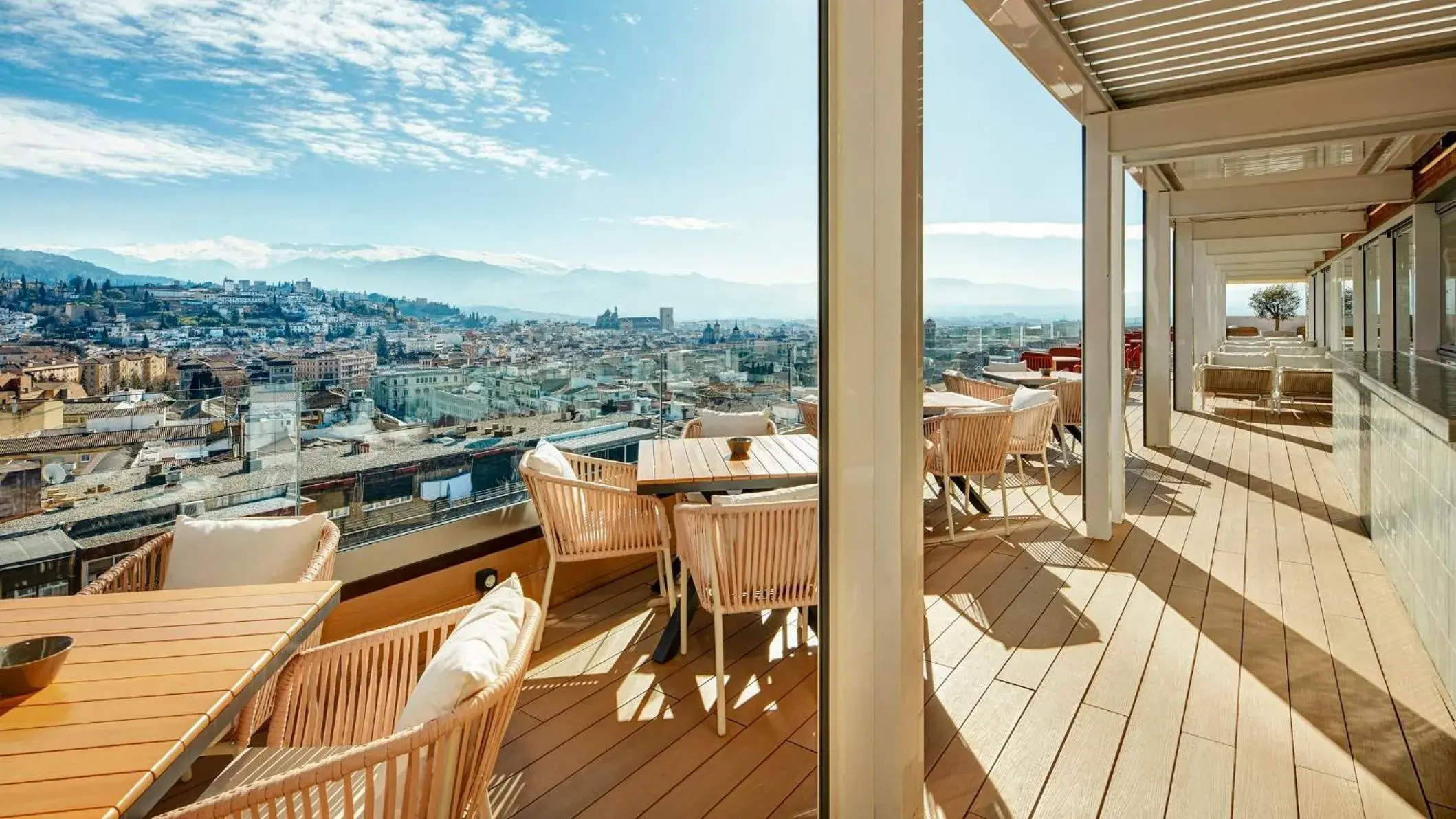 Property building in Sercotel HMO Martina Property building in Sercotel HMO Martina