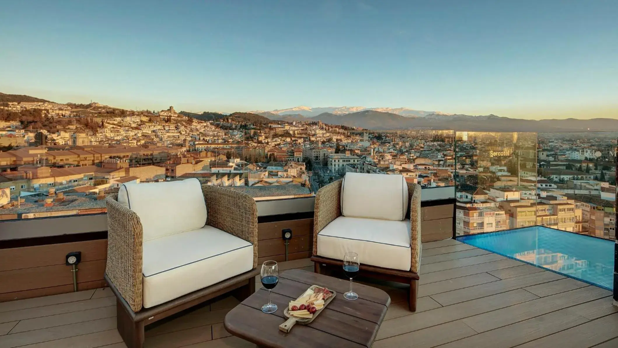 Property building in Sercotel HMO Martina Property building in Sercotel HMO Martina