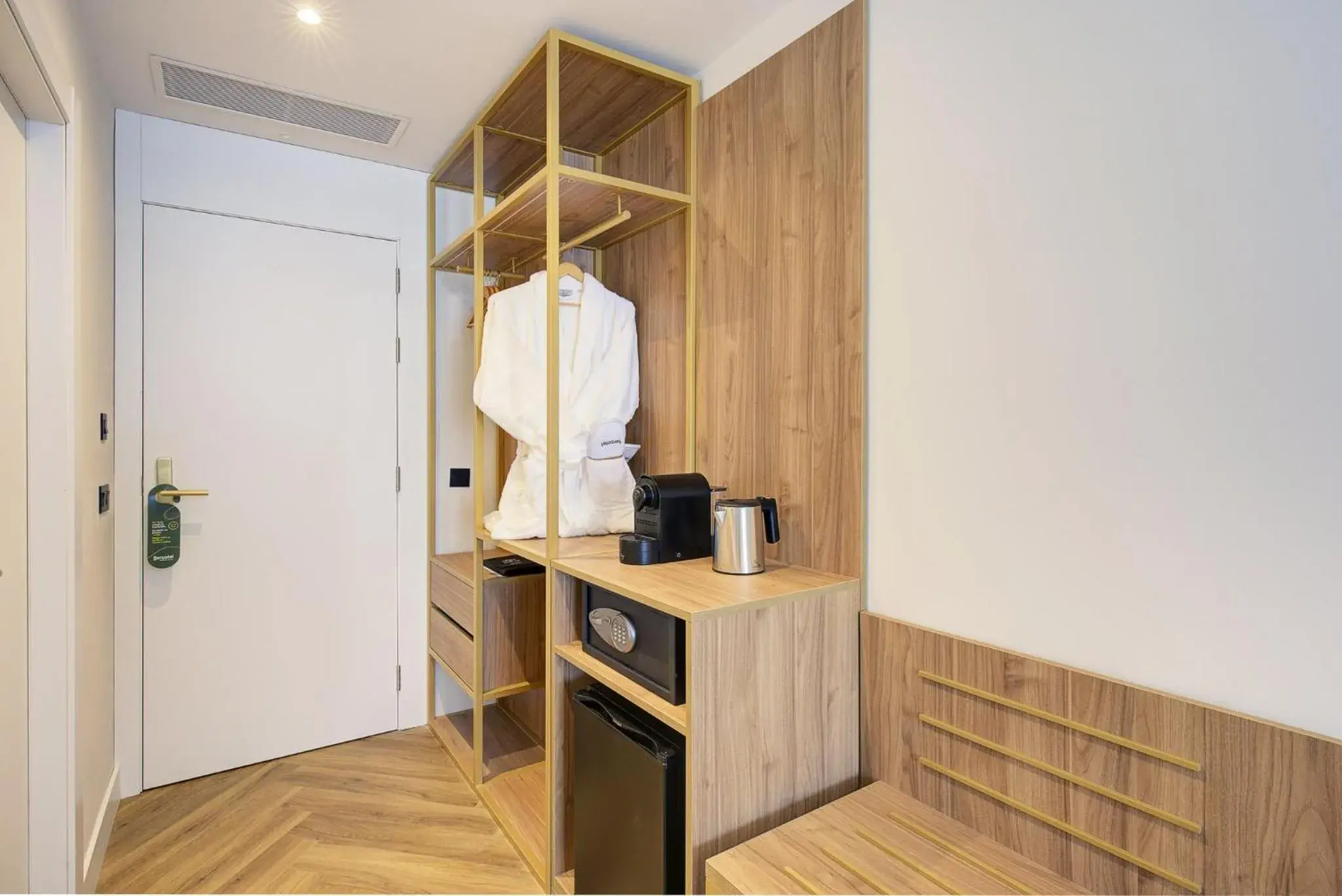 Photo of the whole room in Sercotel HMO Martina Photo of the whole room in Sercotel HMO Martina