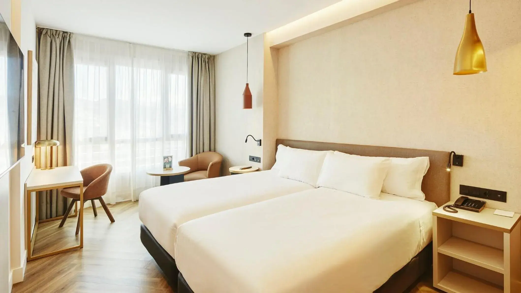 Bedroom, Bed in Sercotel HMO Martina Bedroom, Bed in Sercotel HMO Martina