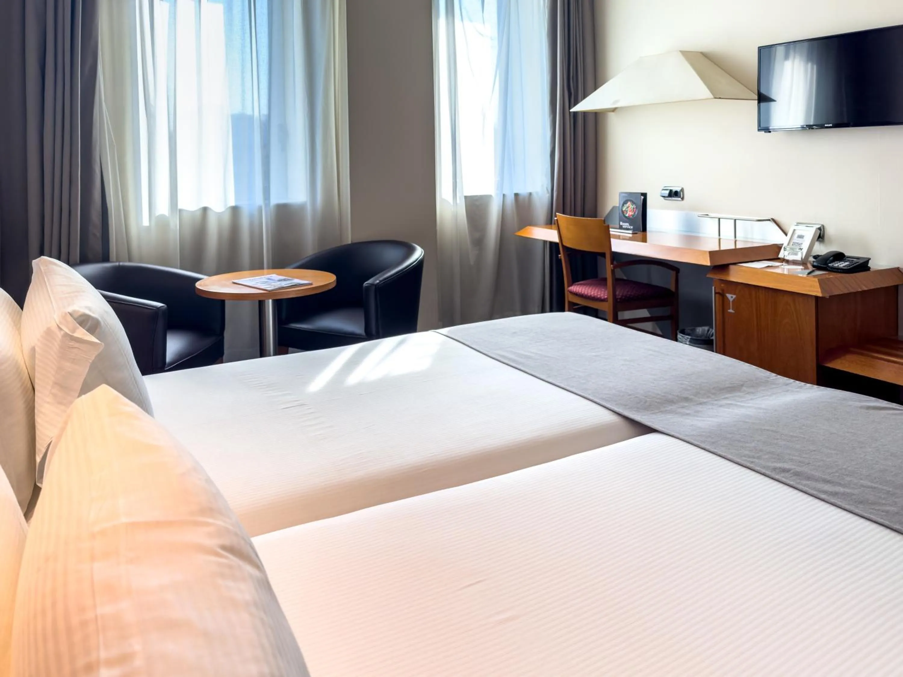 Bedroom, Bed in Abba Sants