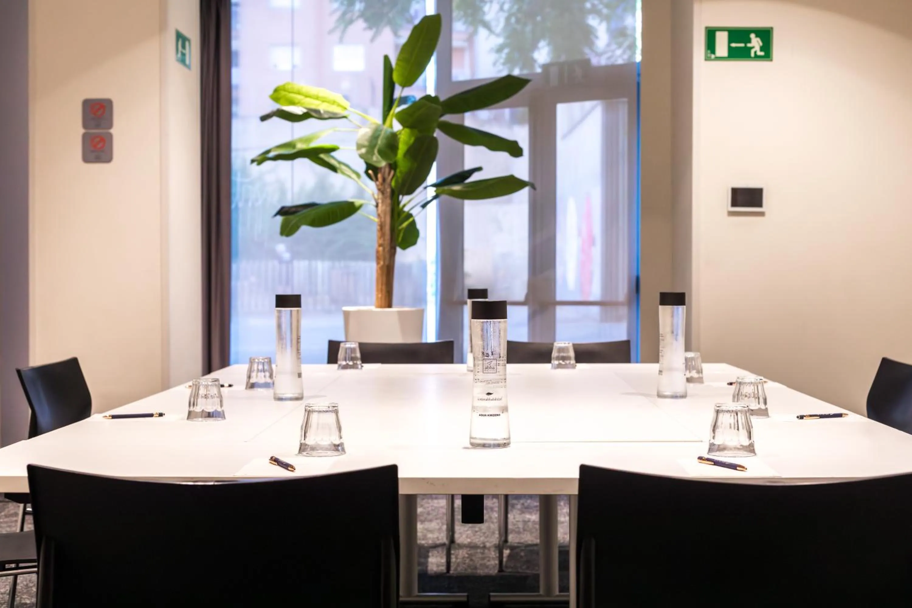Meeting/conference room in Abba Sants