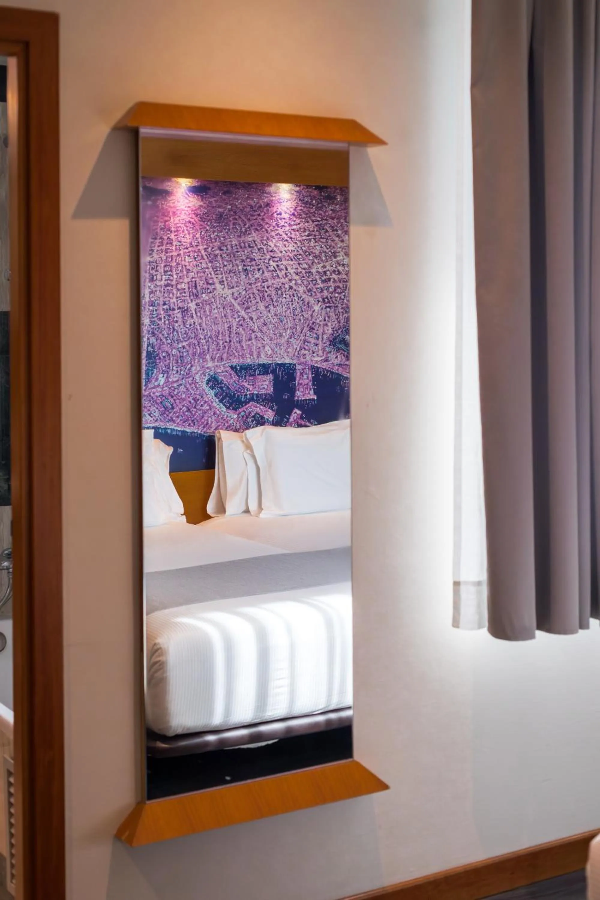 Bedroom, Bed in Abba Sants