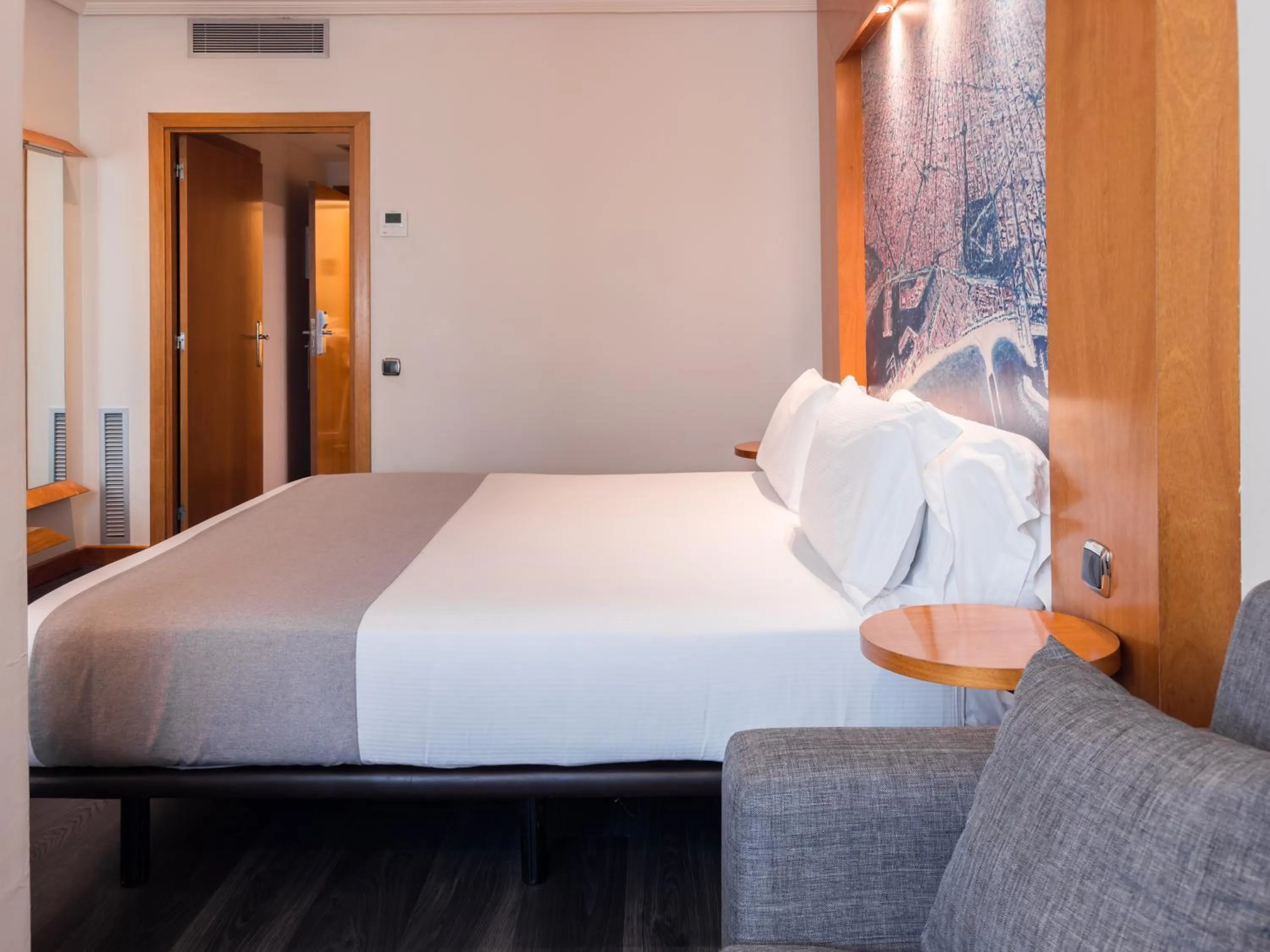 Bedroom, Bed in Abba Sants