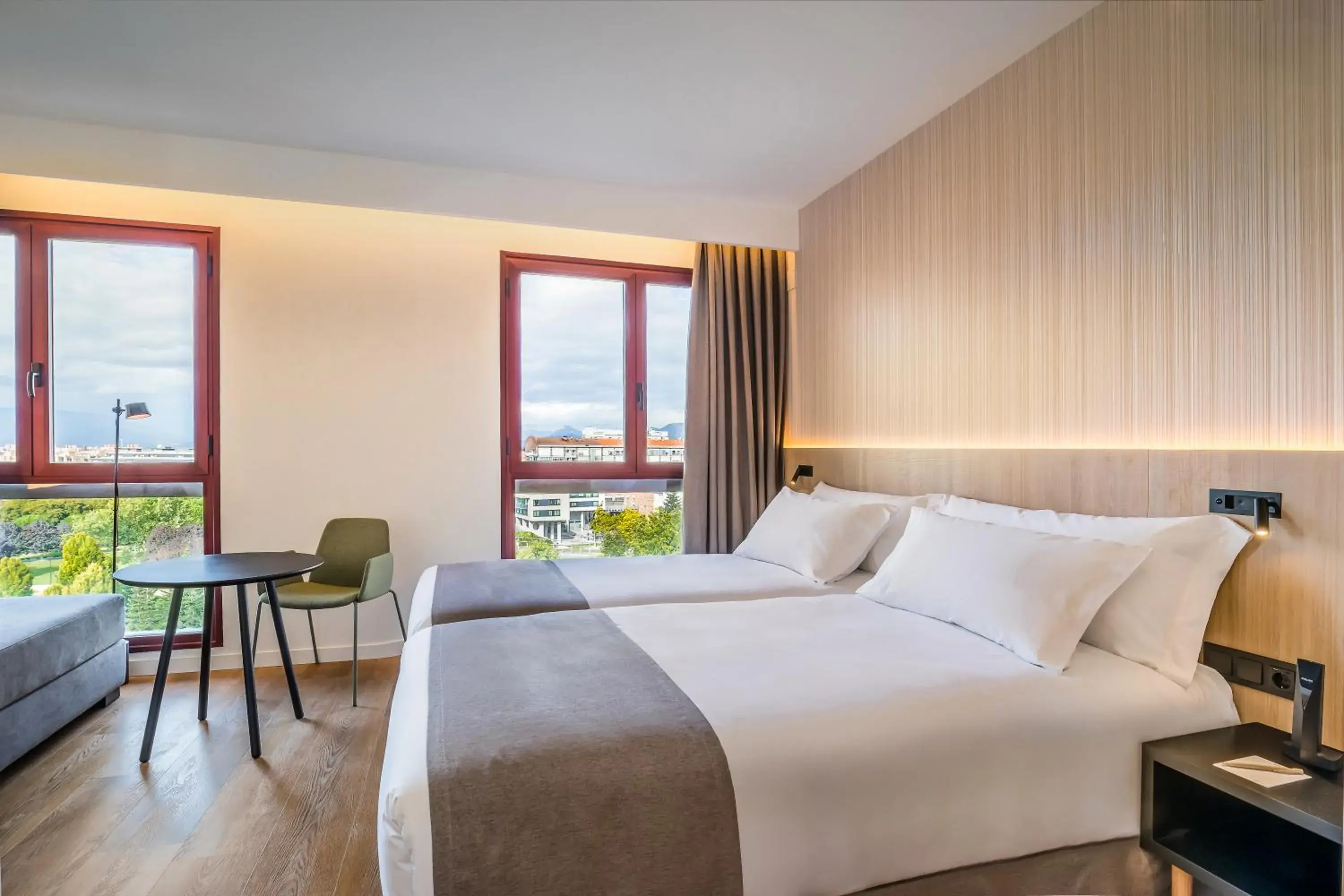 Photo of the whole room, Bed in Occidental Pamplona Photo of the whole room, Bed in Occidental Pamplona