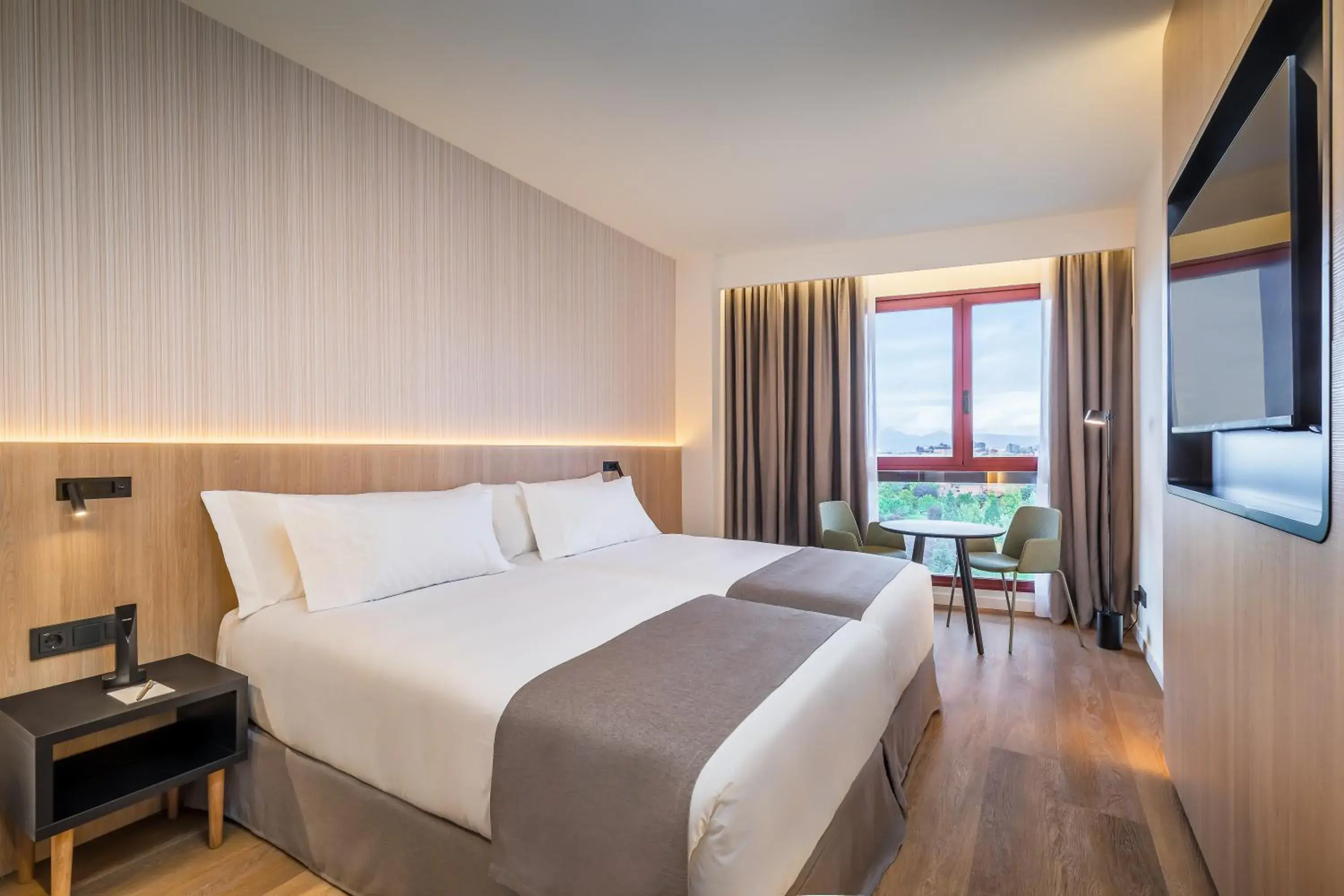 Photo of the whole room, Bed in Occidental Pamplona Photo of the whole room, Bed in Occidental Pamplona